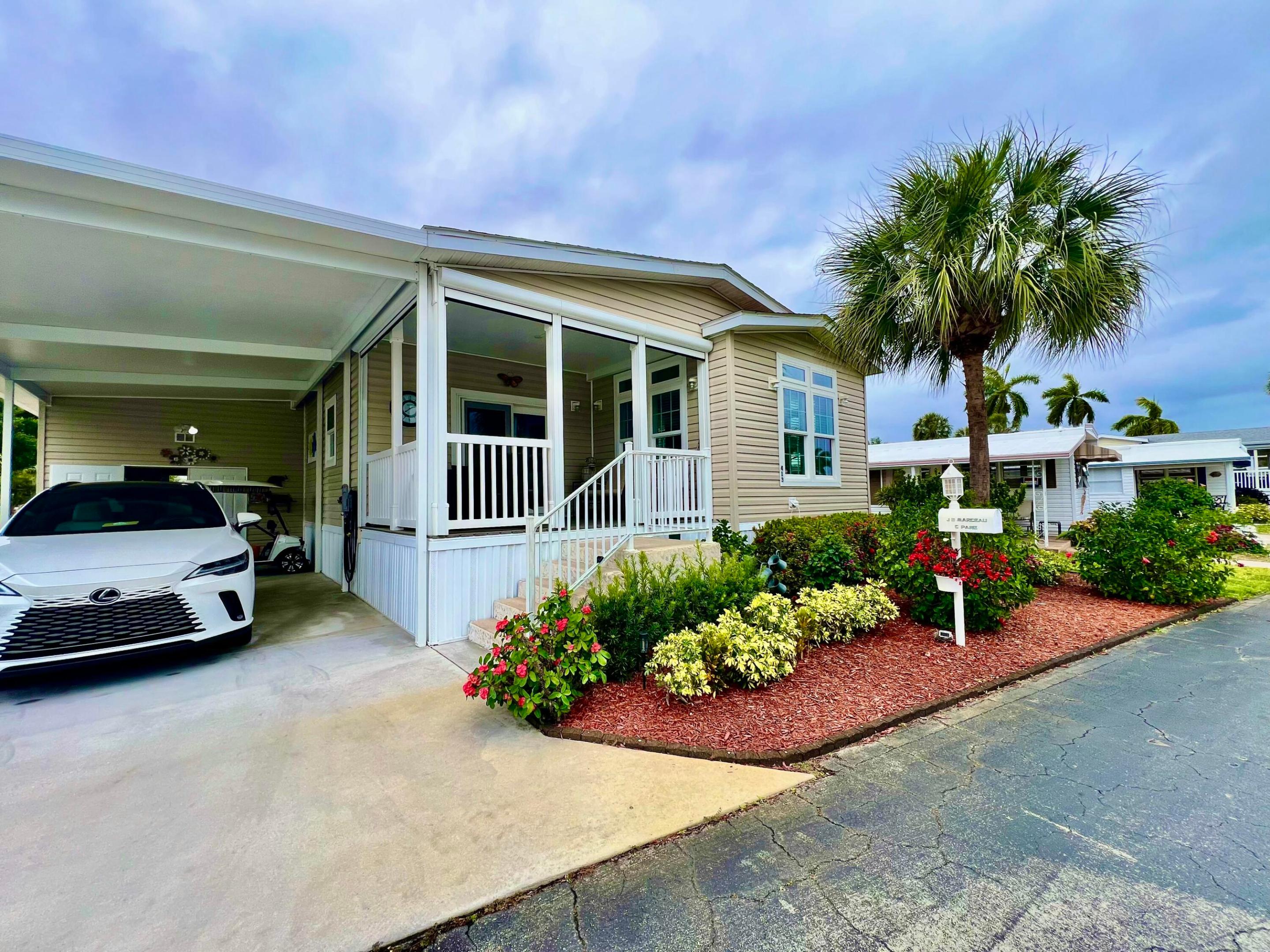 413 Hibiscus Drive — photo