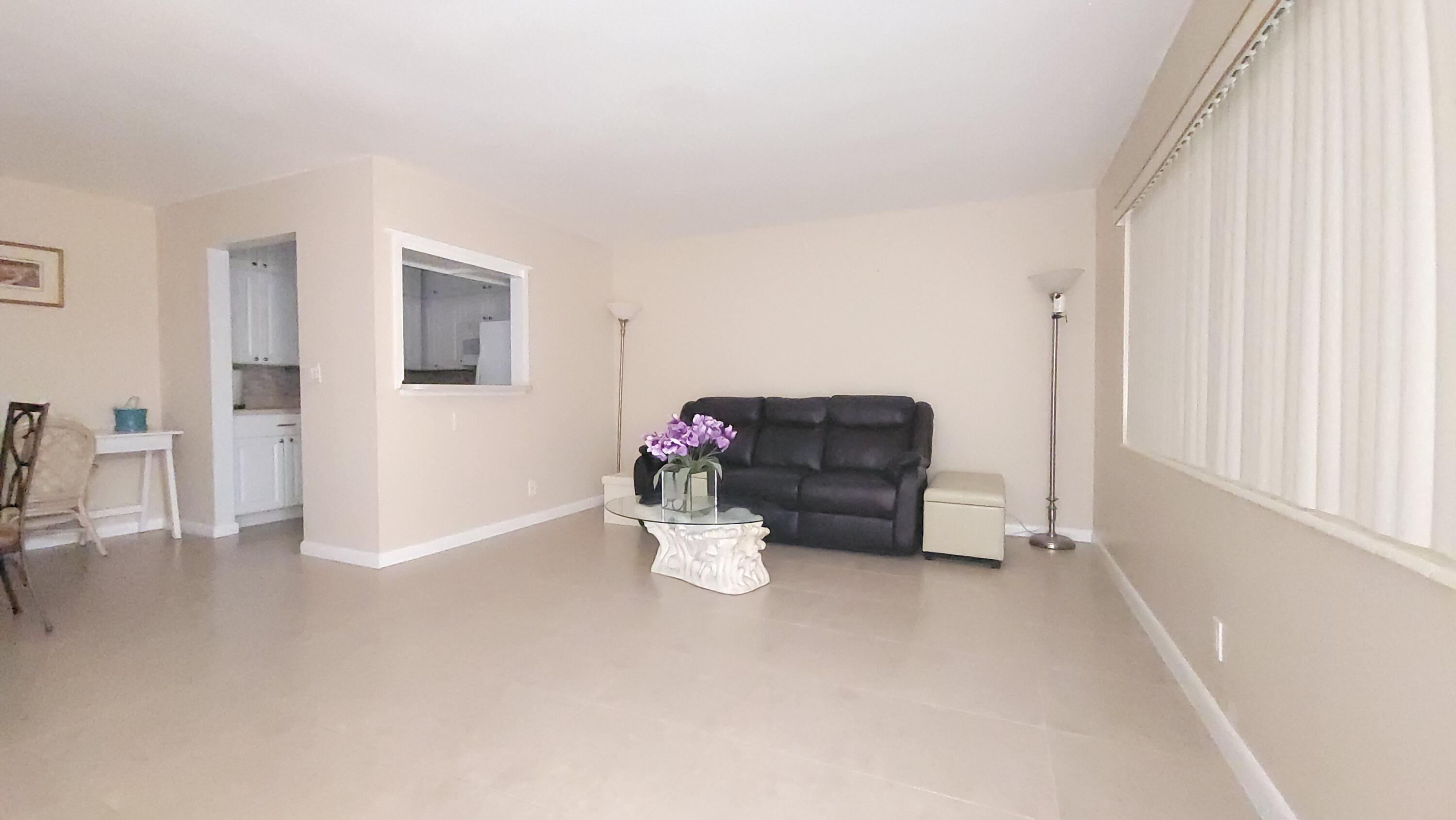 201 Coventry I — photo