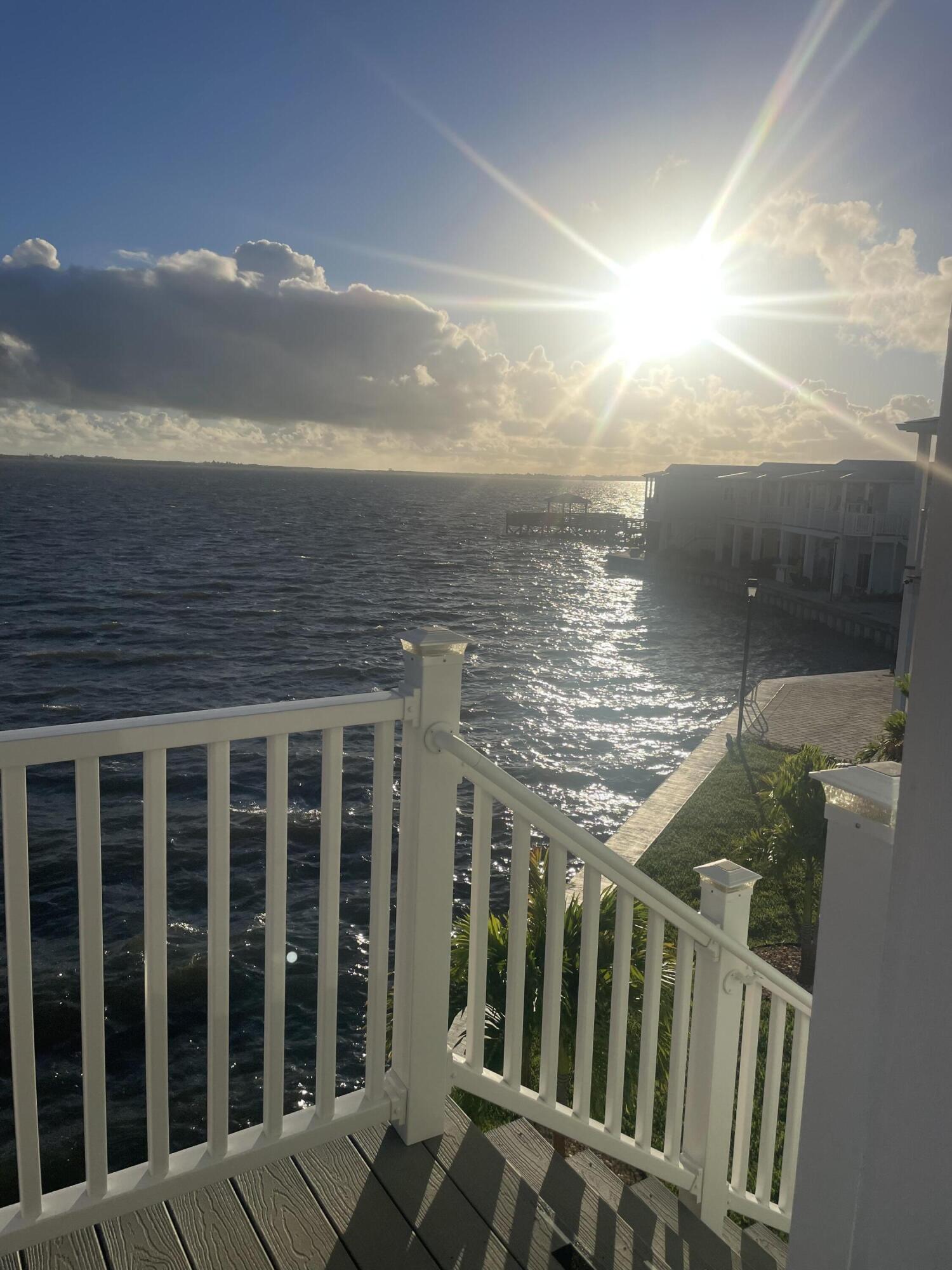 453 NE Indian River Drive — photo