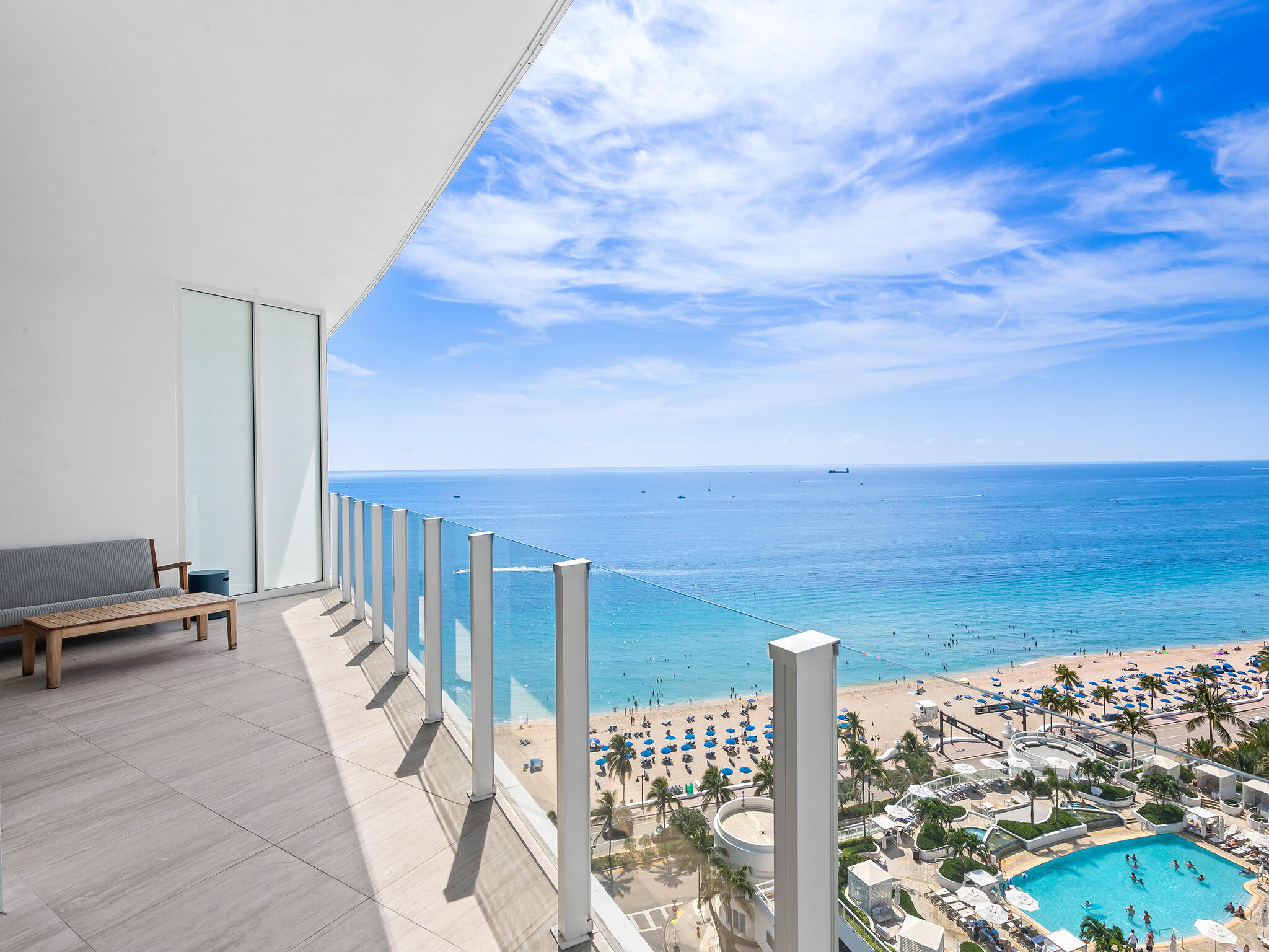 525 N Fort Lauderdale Beach Boulevard 1505 — photo
