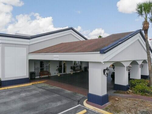 8700 S Orange Blossom Trail — photo