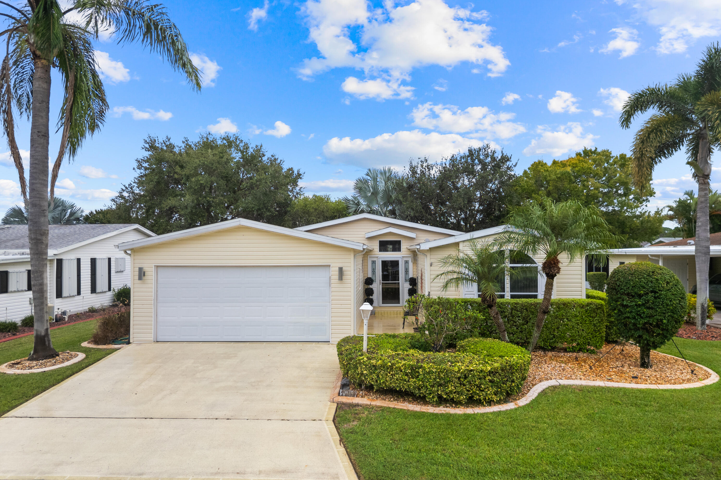 2945 Eagles Nest Way — photo
