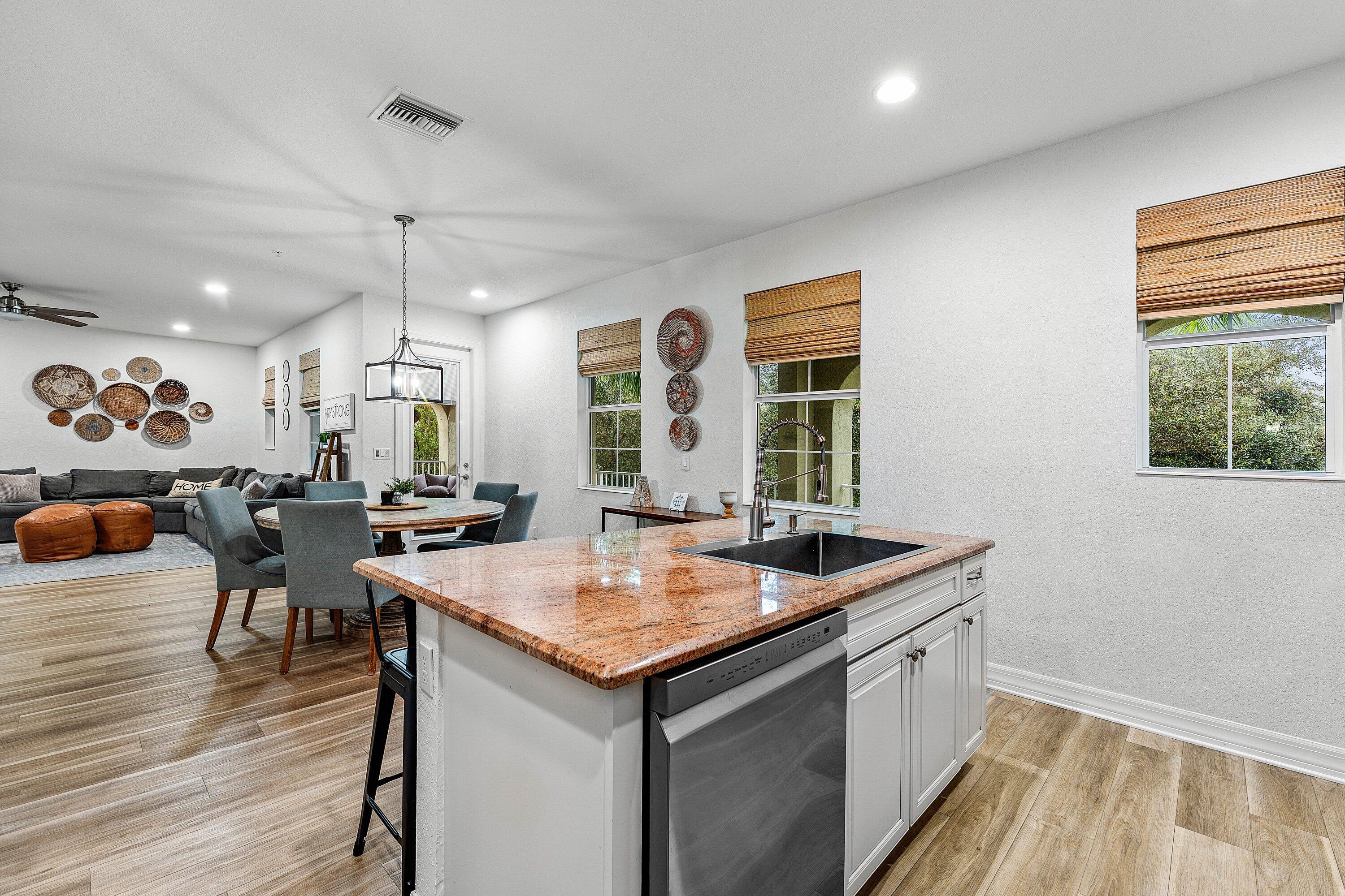 1056 Community Drive — photo