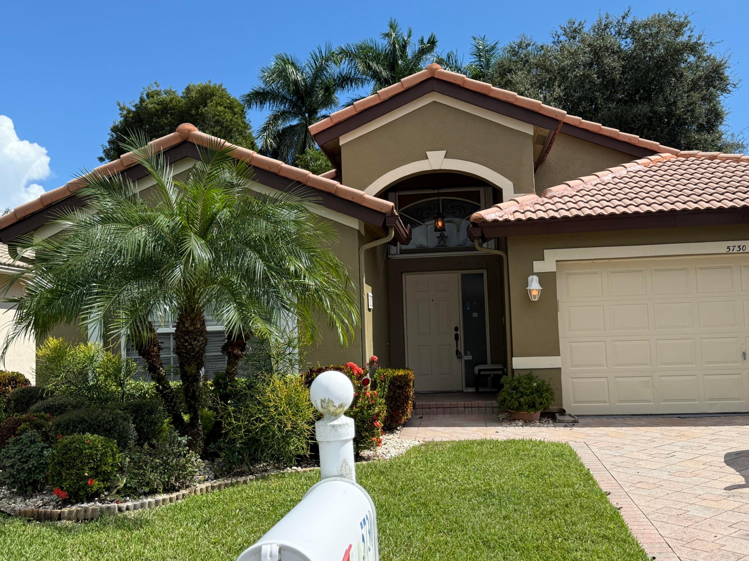 5730 Royal Club Drive — photo