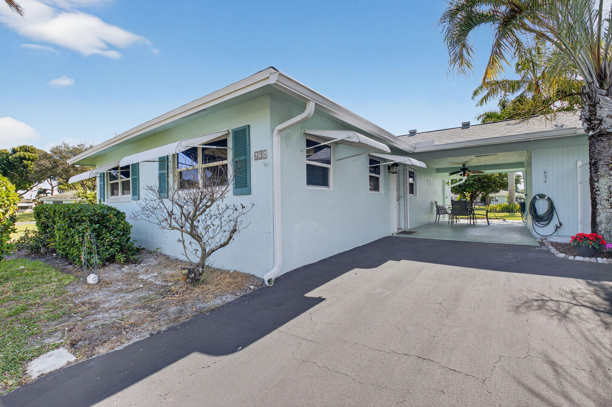 634 Hummingbird Lane — photo