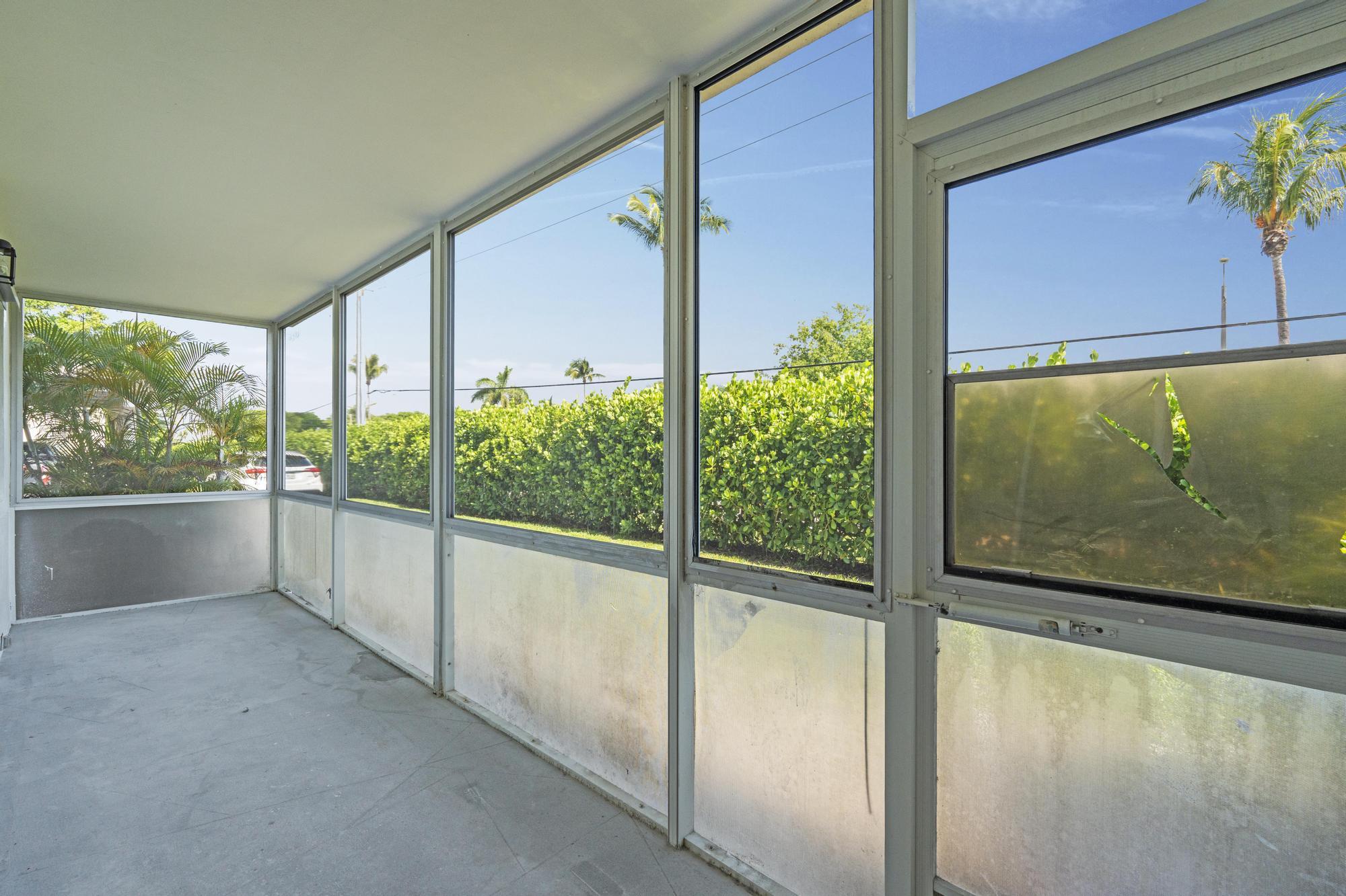 2647 Garden Drive 101 — photo
