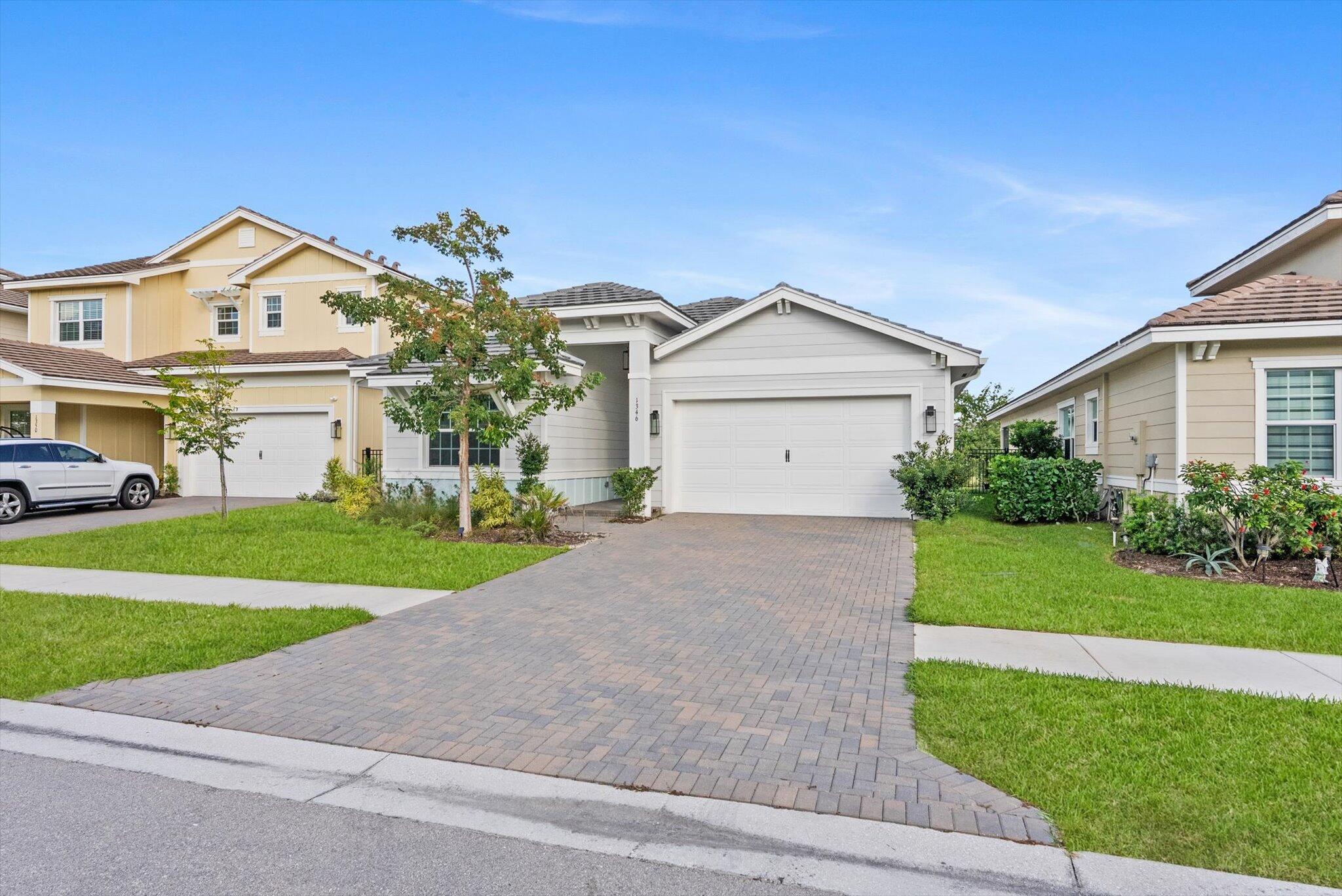 1346 Harvester Crossing — photo
