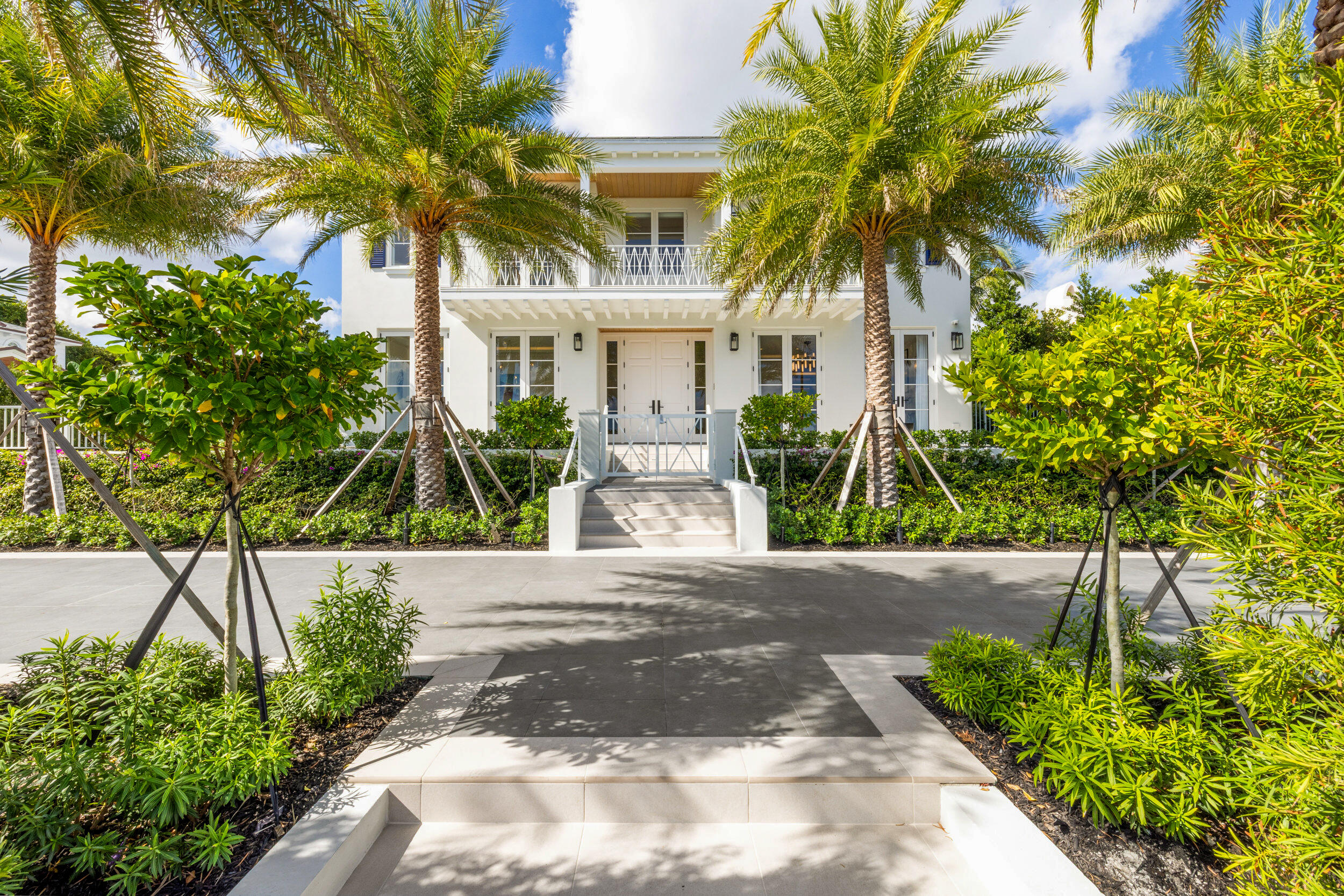 2415 S Flagler Drive — photo