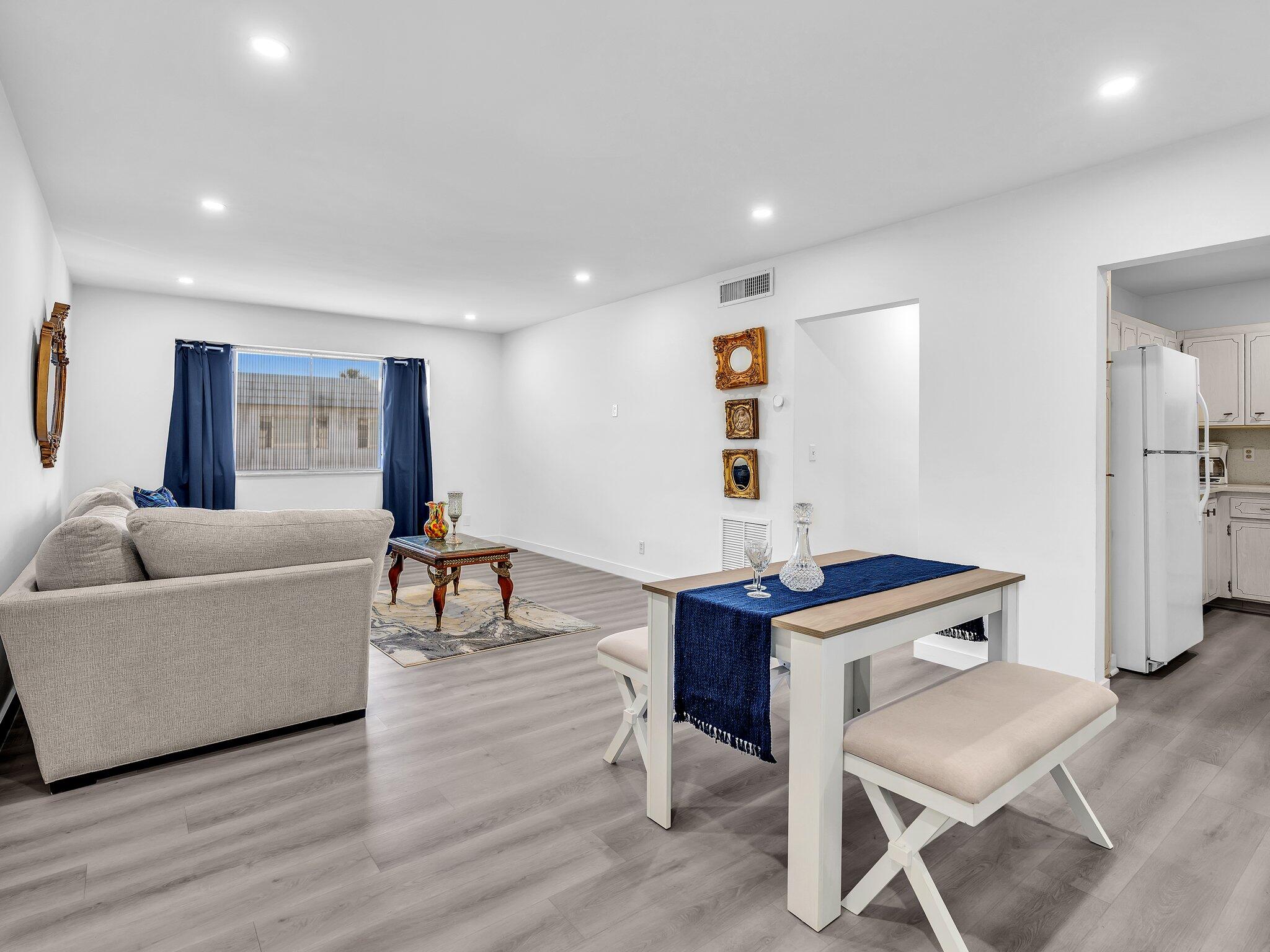 330 S Cypress Road 628 — photo