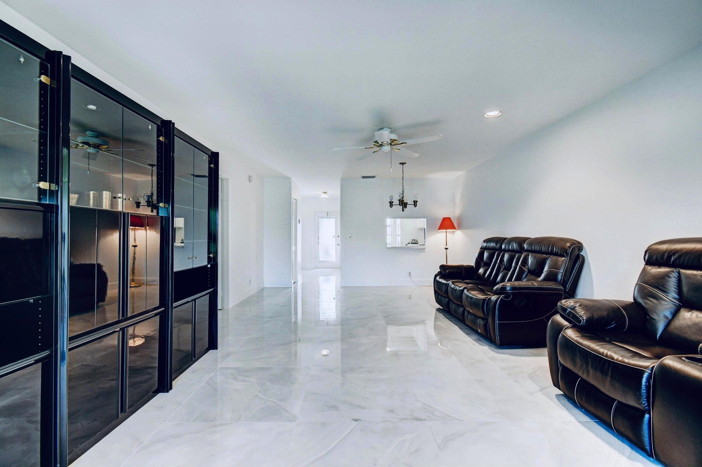 159 Lake Meryl Drive — photo