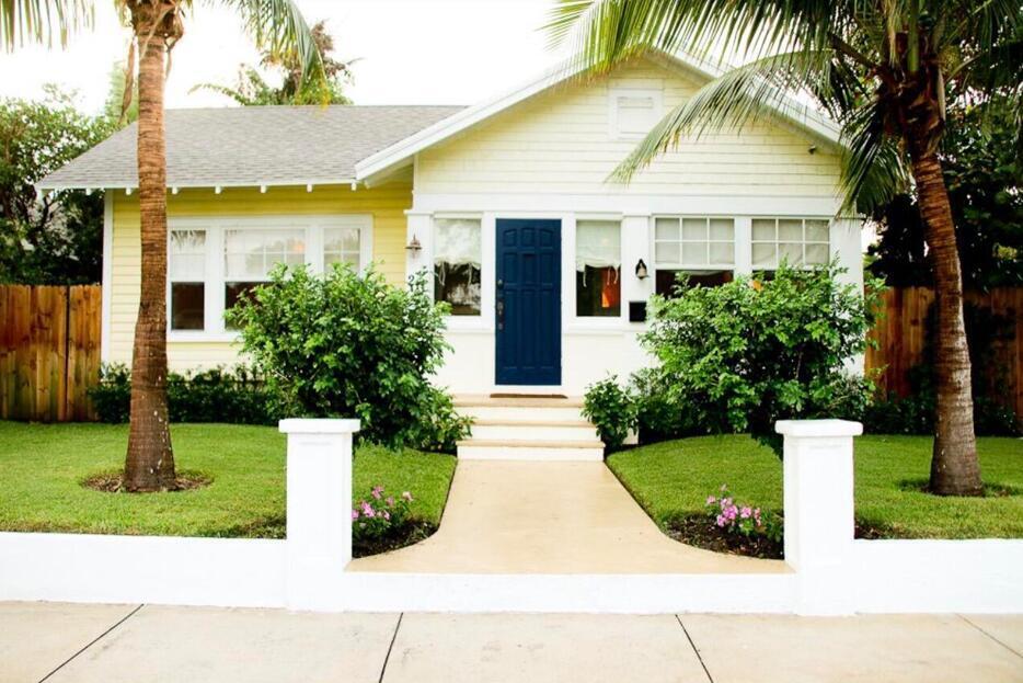 211 N Ocean Breeze 1 — photo