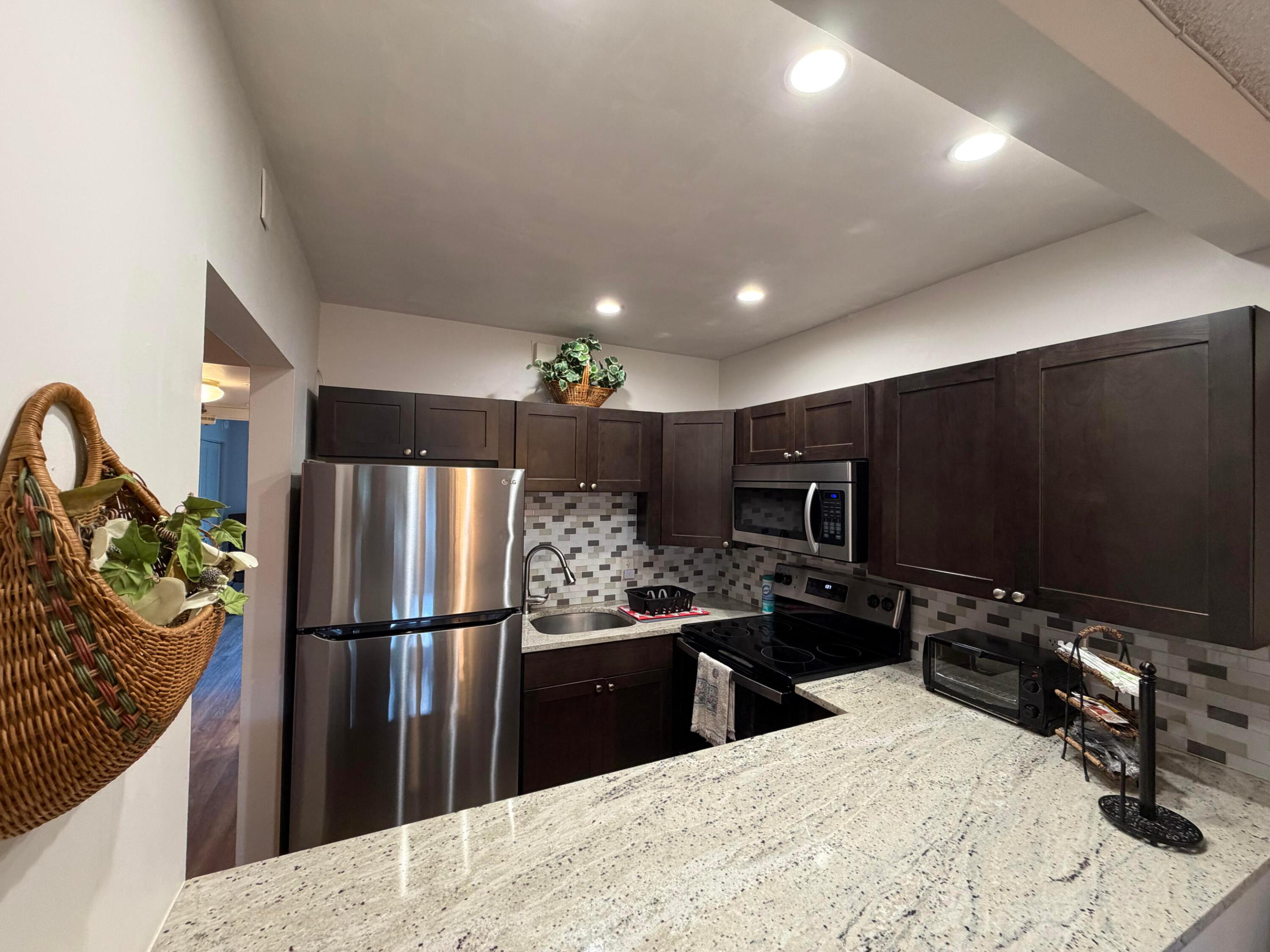107 Prescott E — photo