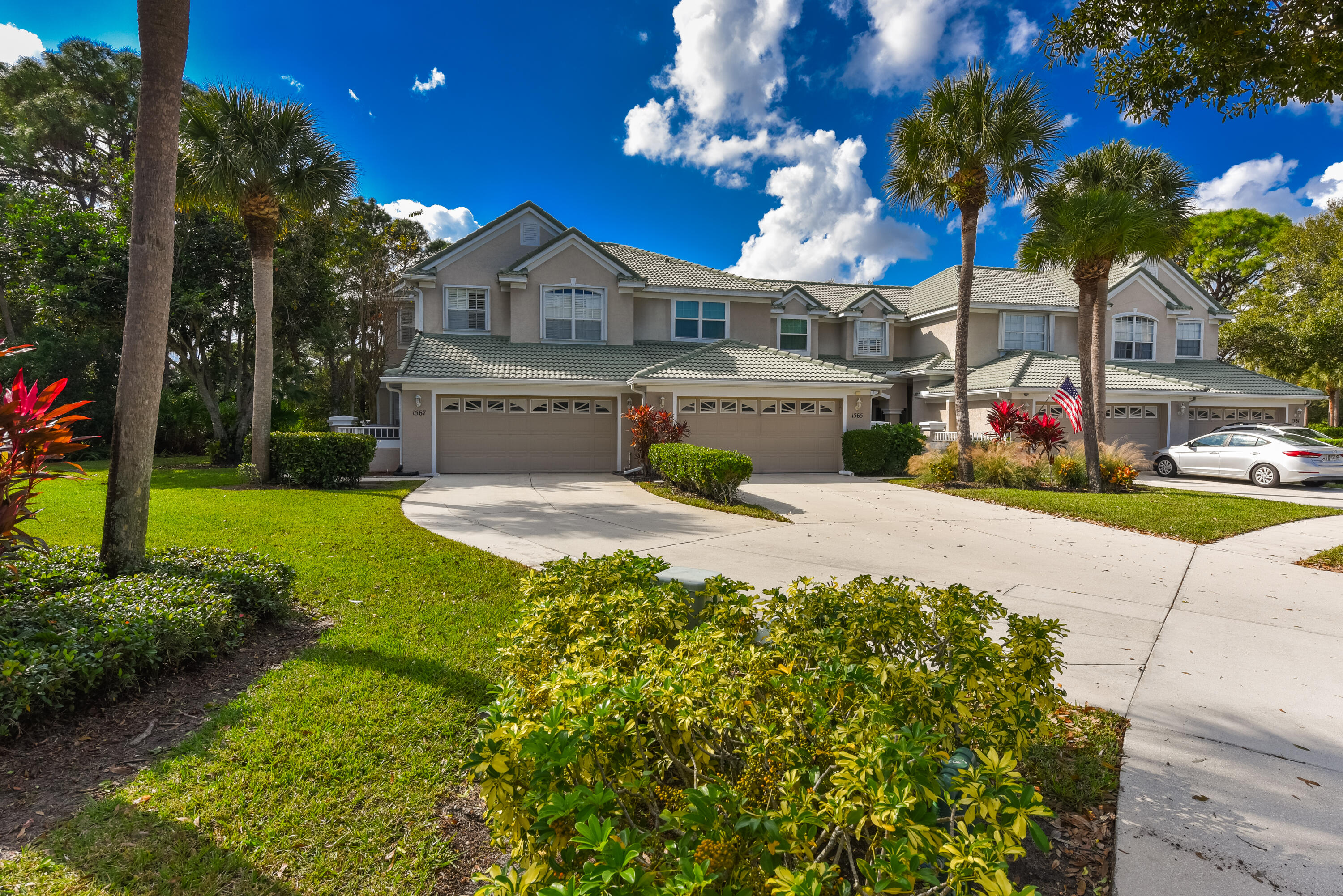 1567 SW Harbour Isles Circle — photo
