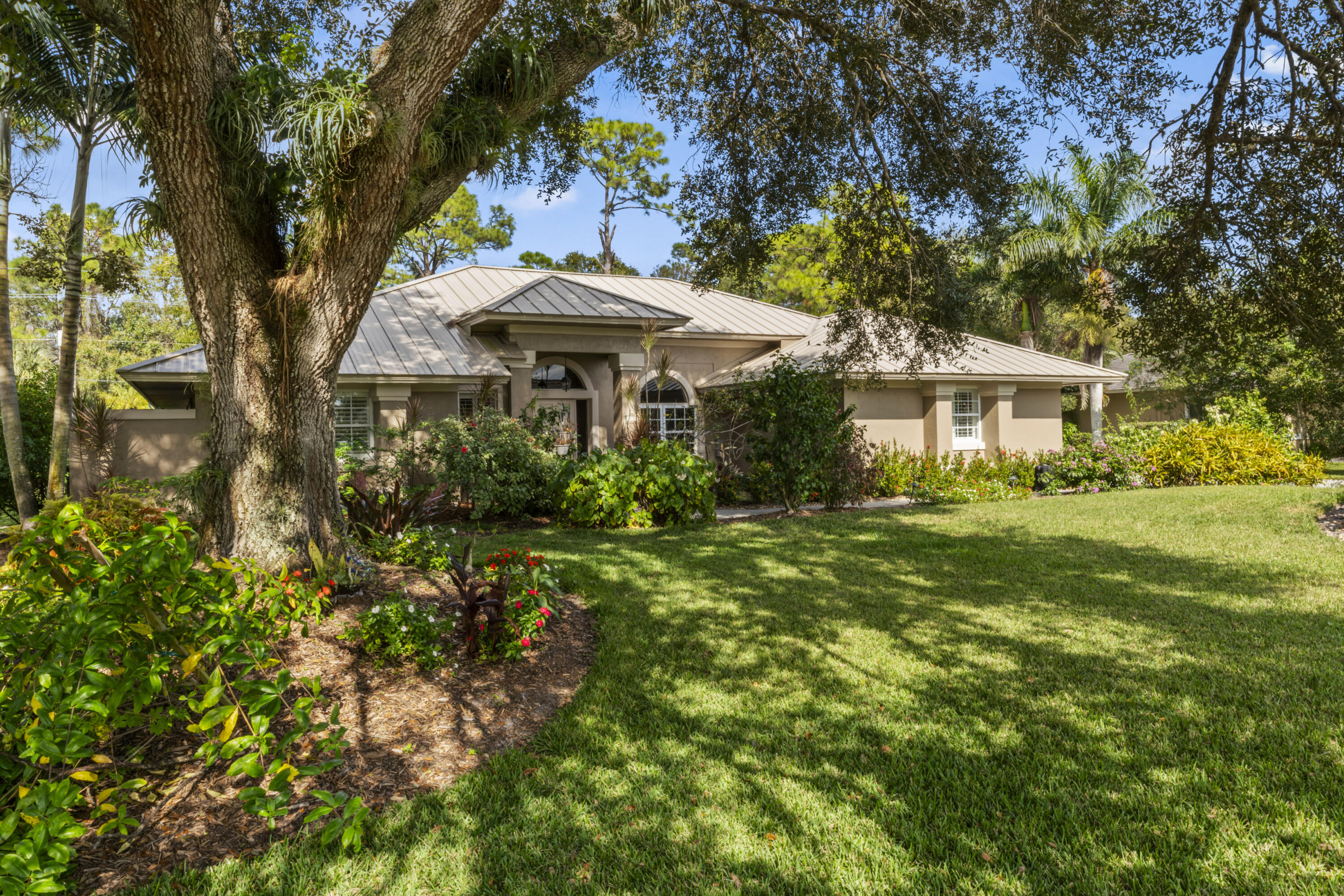 3221 Bent Pine Drive — photo