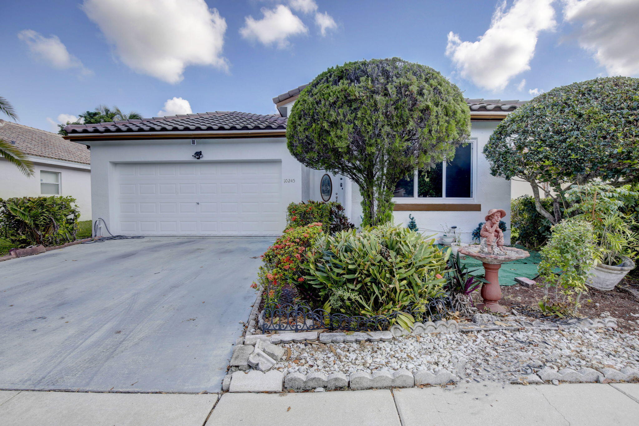 10245 SW 16th Court — photo