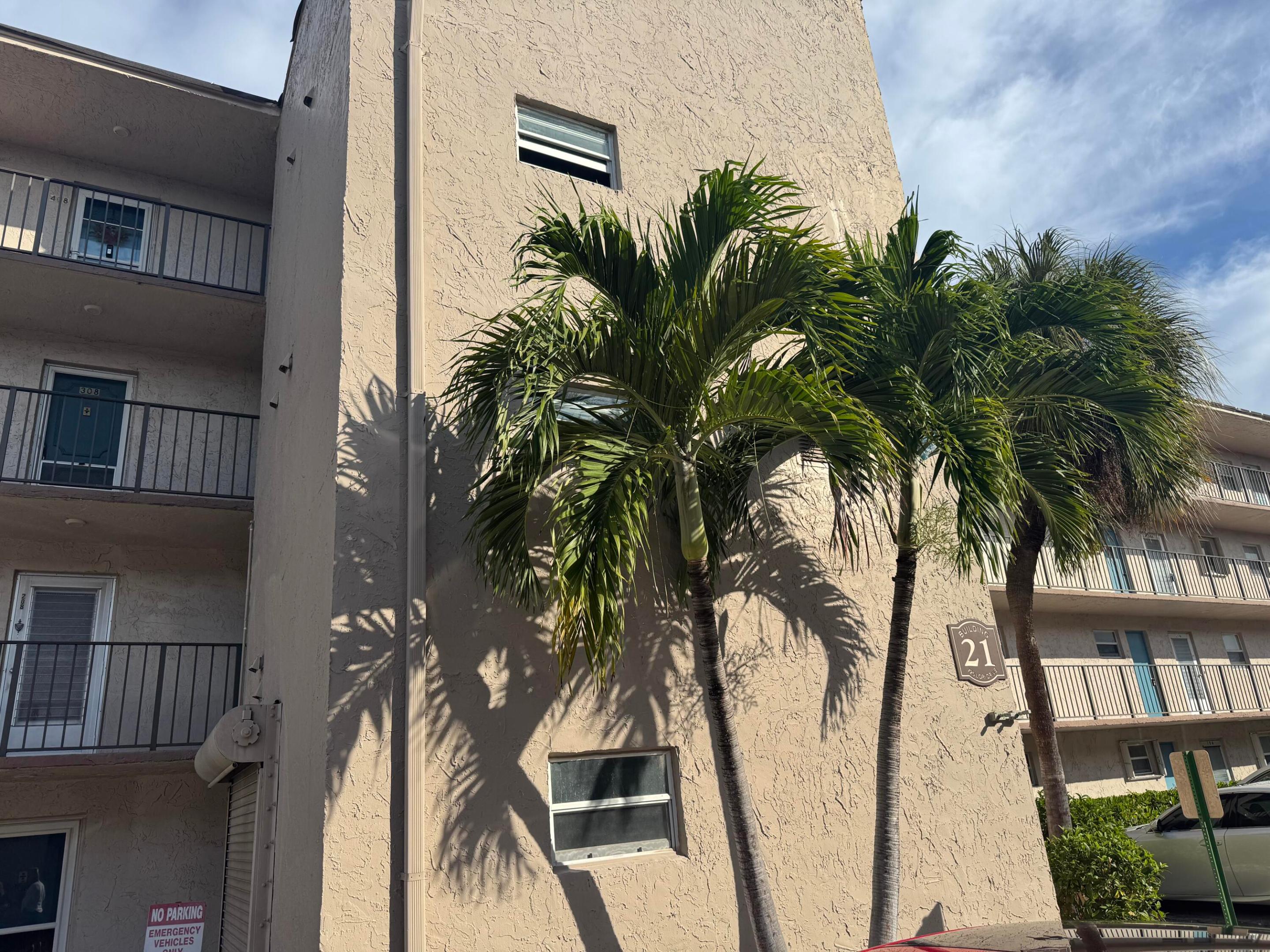 725 Lori Drive 107 — photo