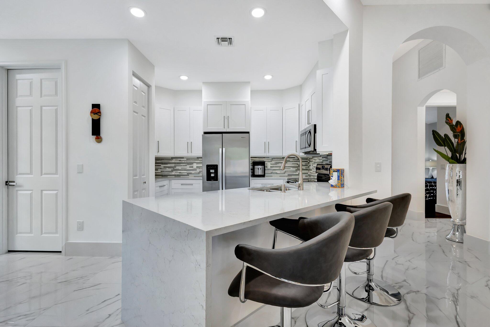 6623 Southport Drive — photo