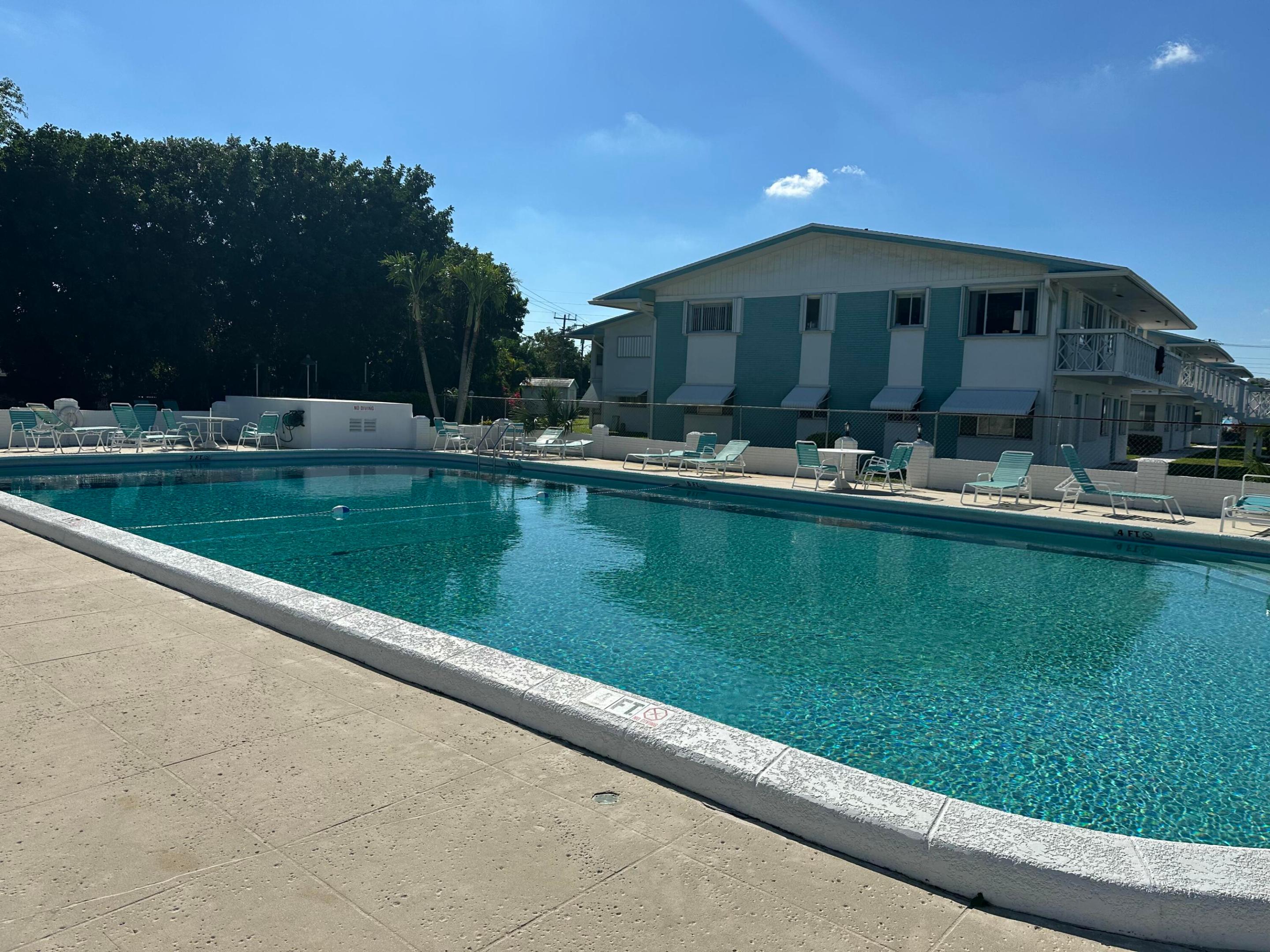 2381 Sunset Avenue 216 — photo