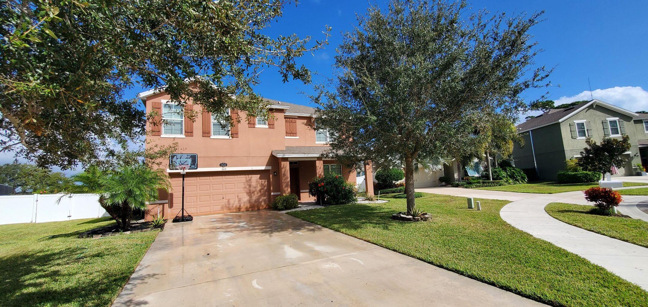 1615 Lexington Square SW — photo