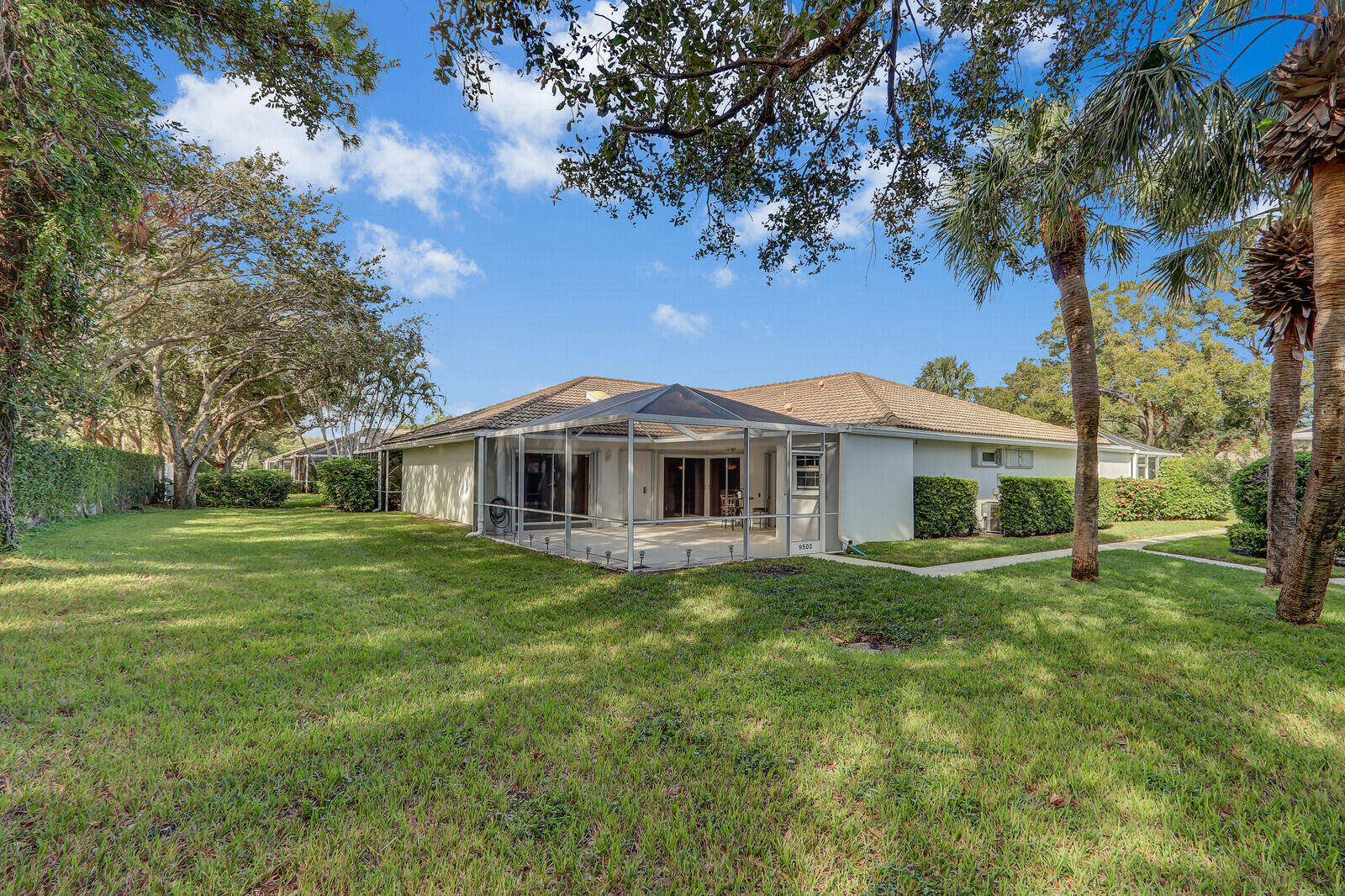 9503 Chapman Oak Court — photo