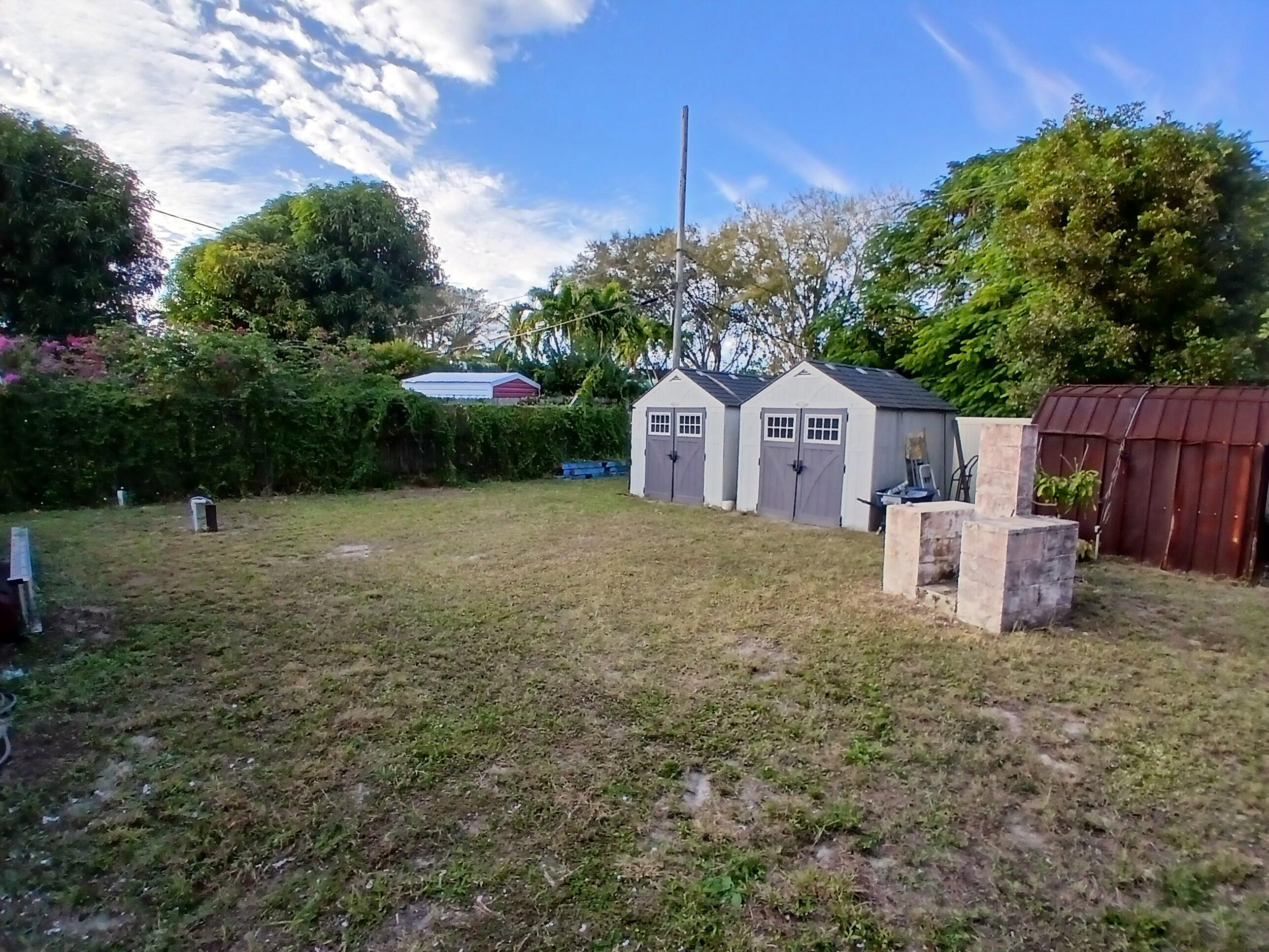 239 Gulfstream Blvd. ( SE 36 Ave.) Boulevard — photo