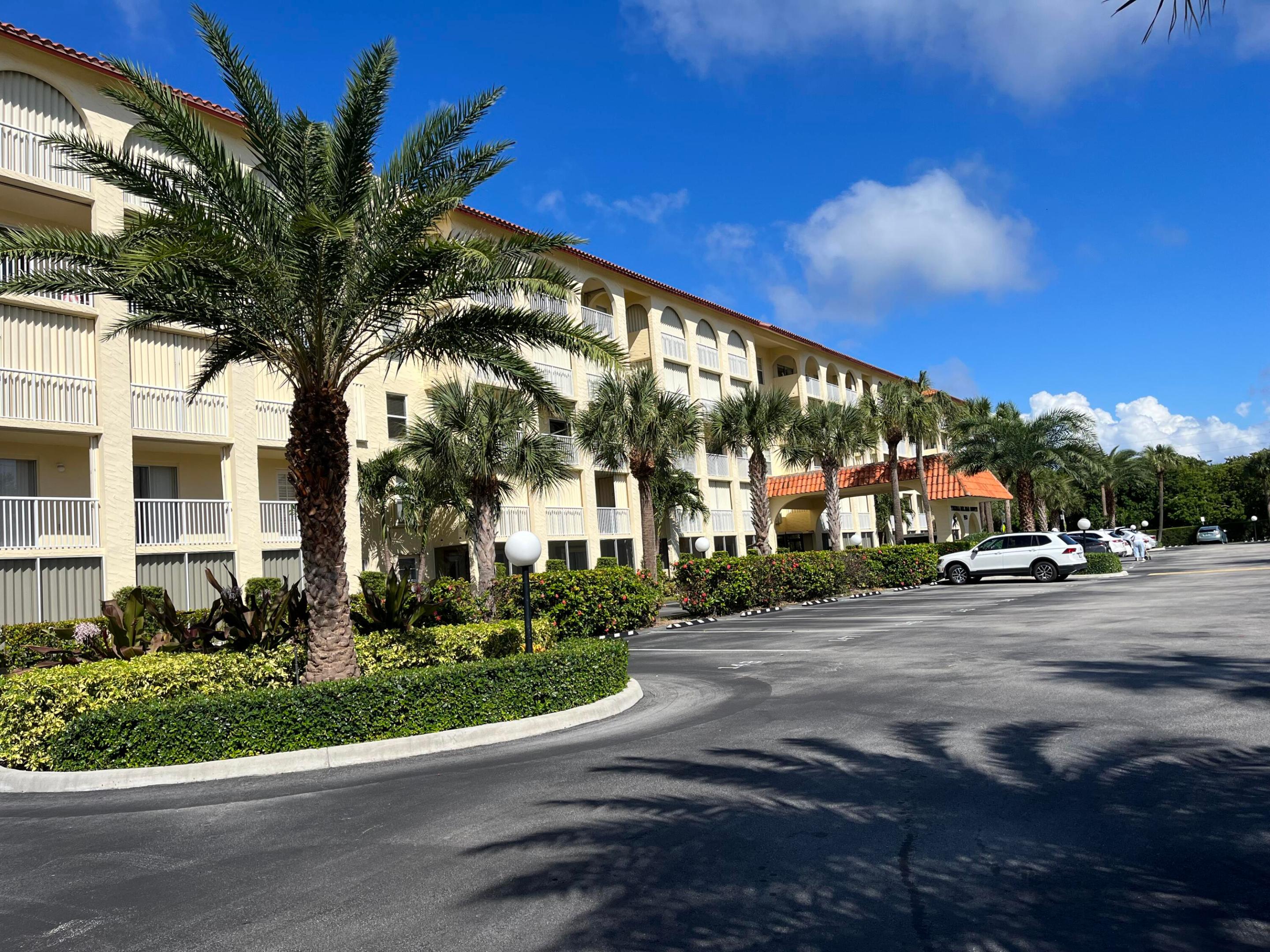 951 De Soto Road 2300 — photo