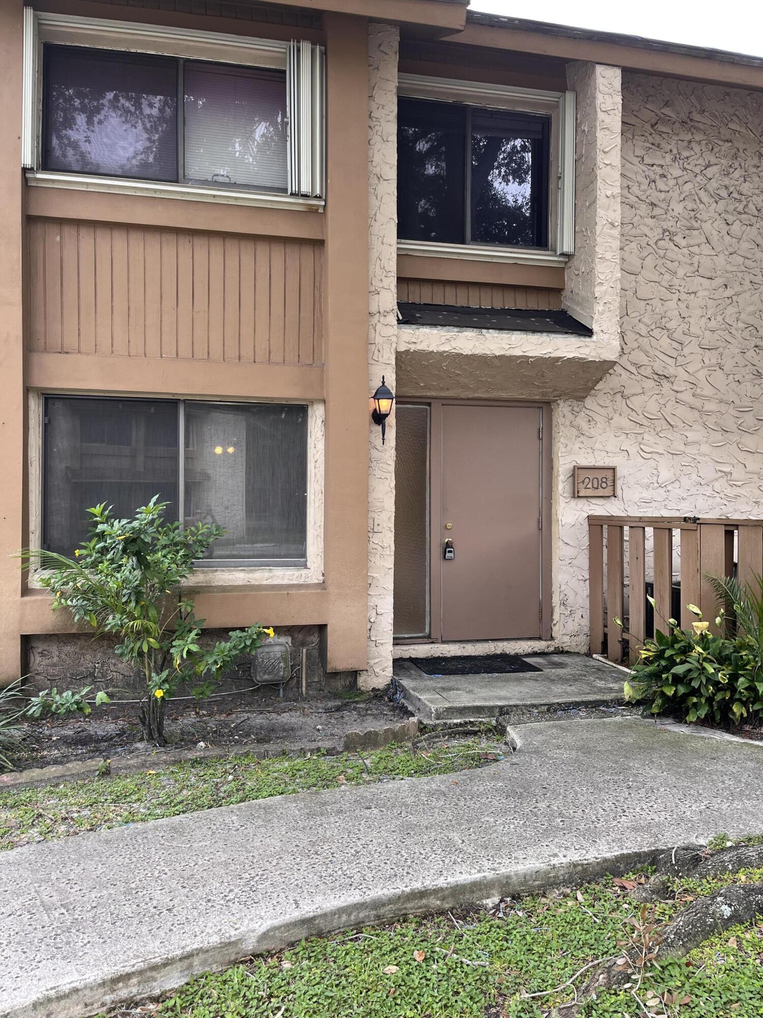 208 Wimbledon Lake Drive 208 — photo