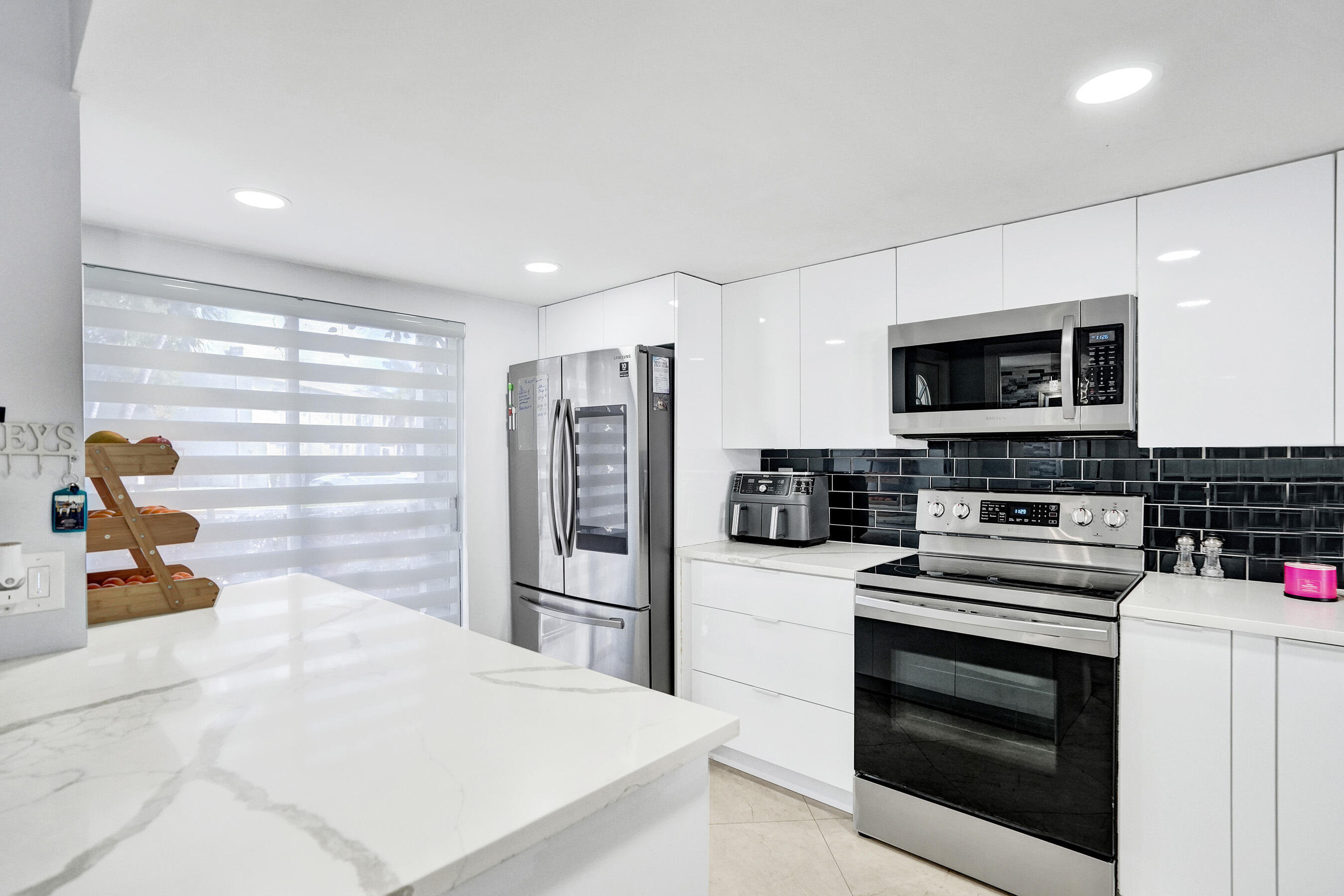 868 Crystal Lake Drive — photo
