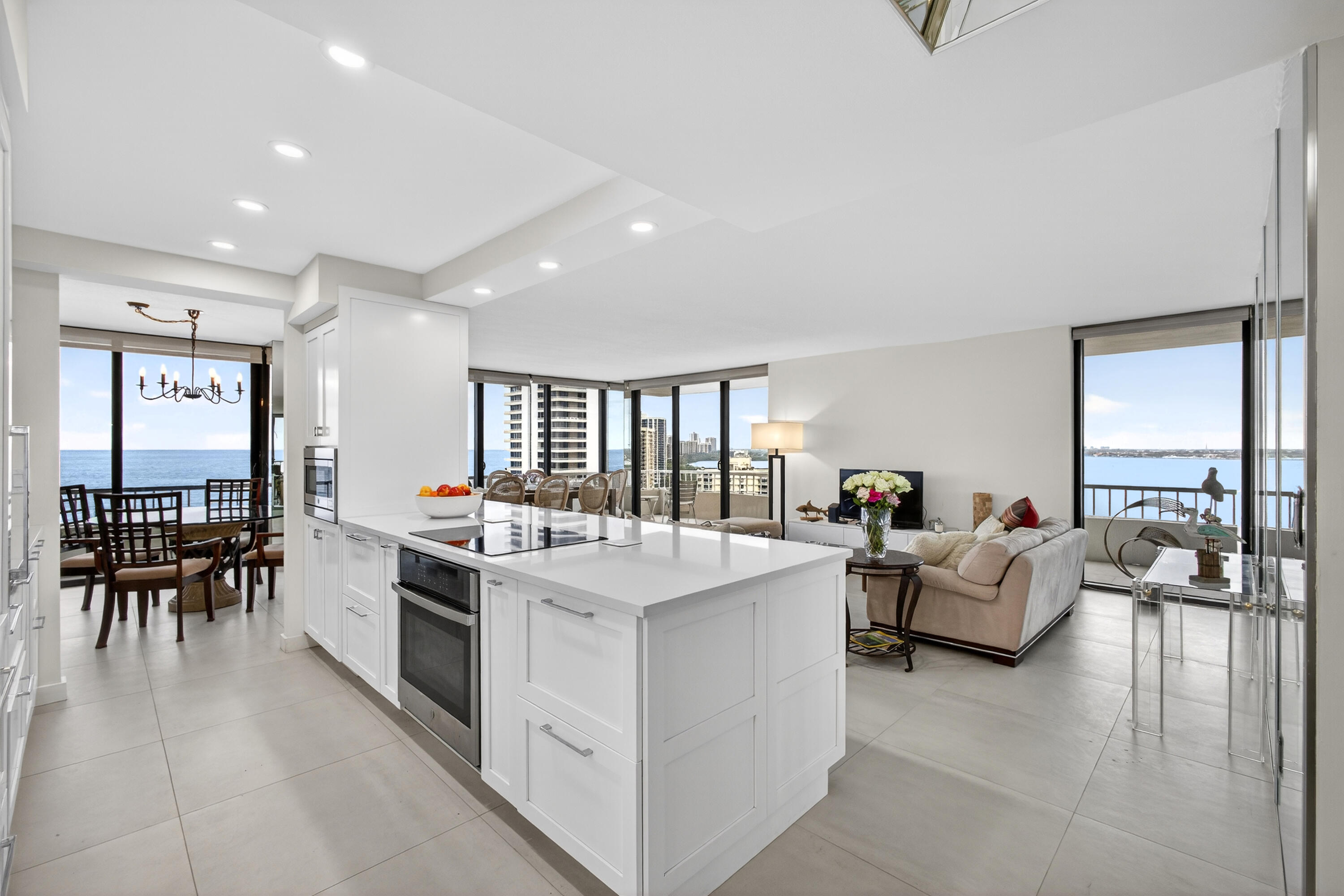 5540 N Ocean Drive 14B — photo