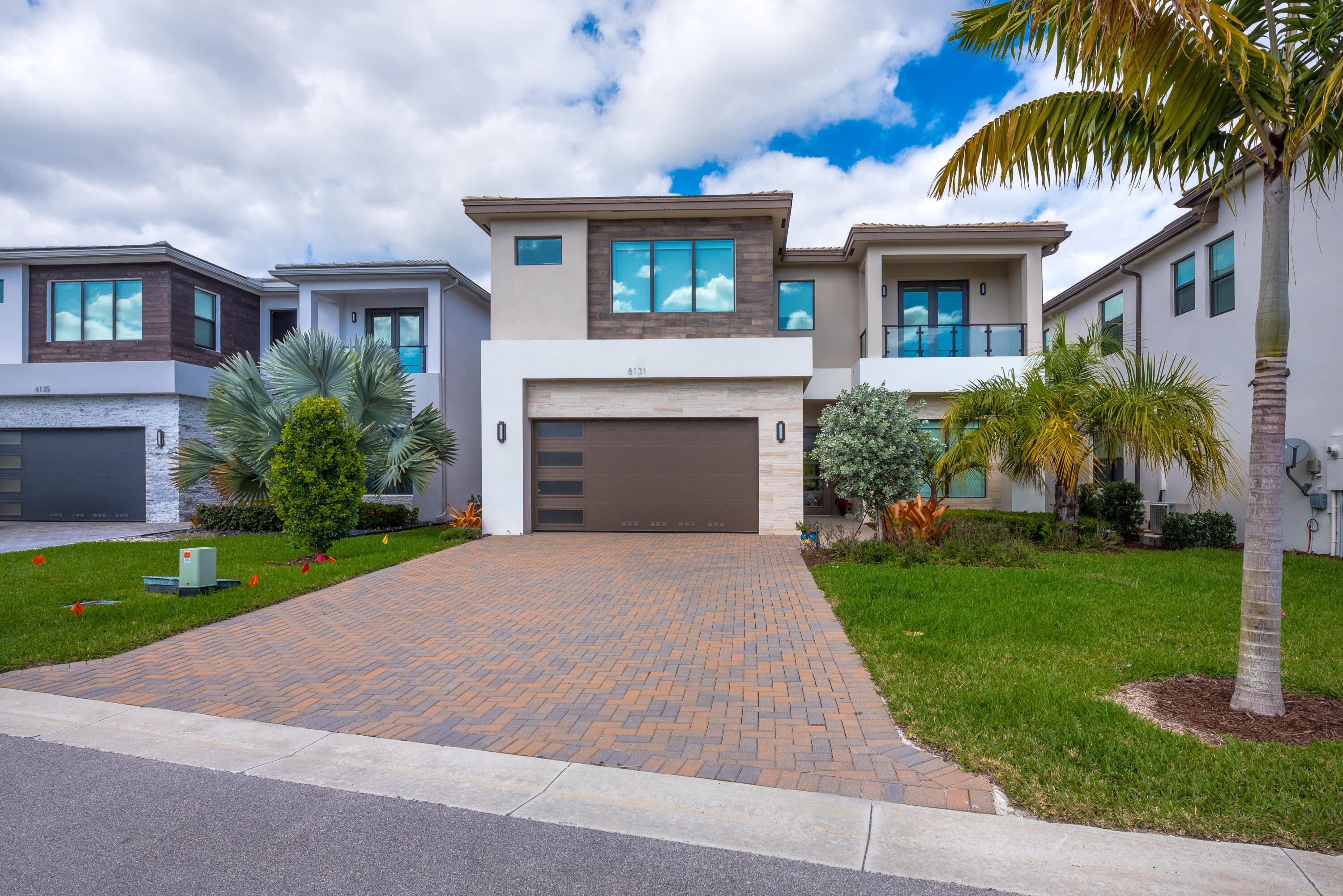 8131 Laurel Falls Drive — photo