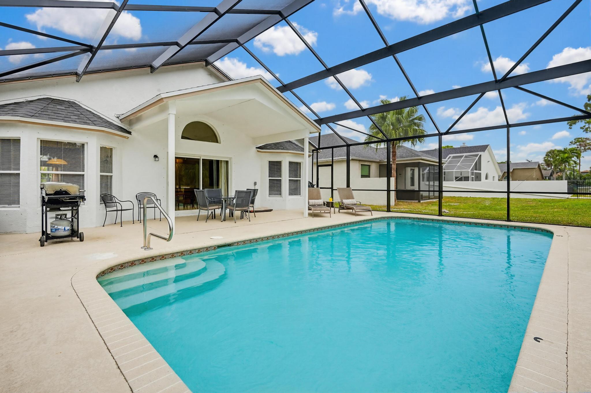 15182 Oak Chase Court — photo