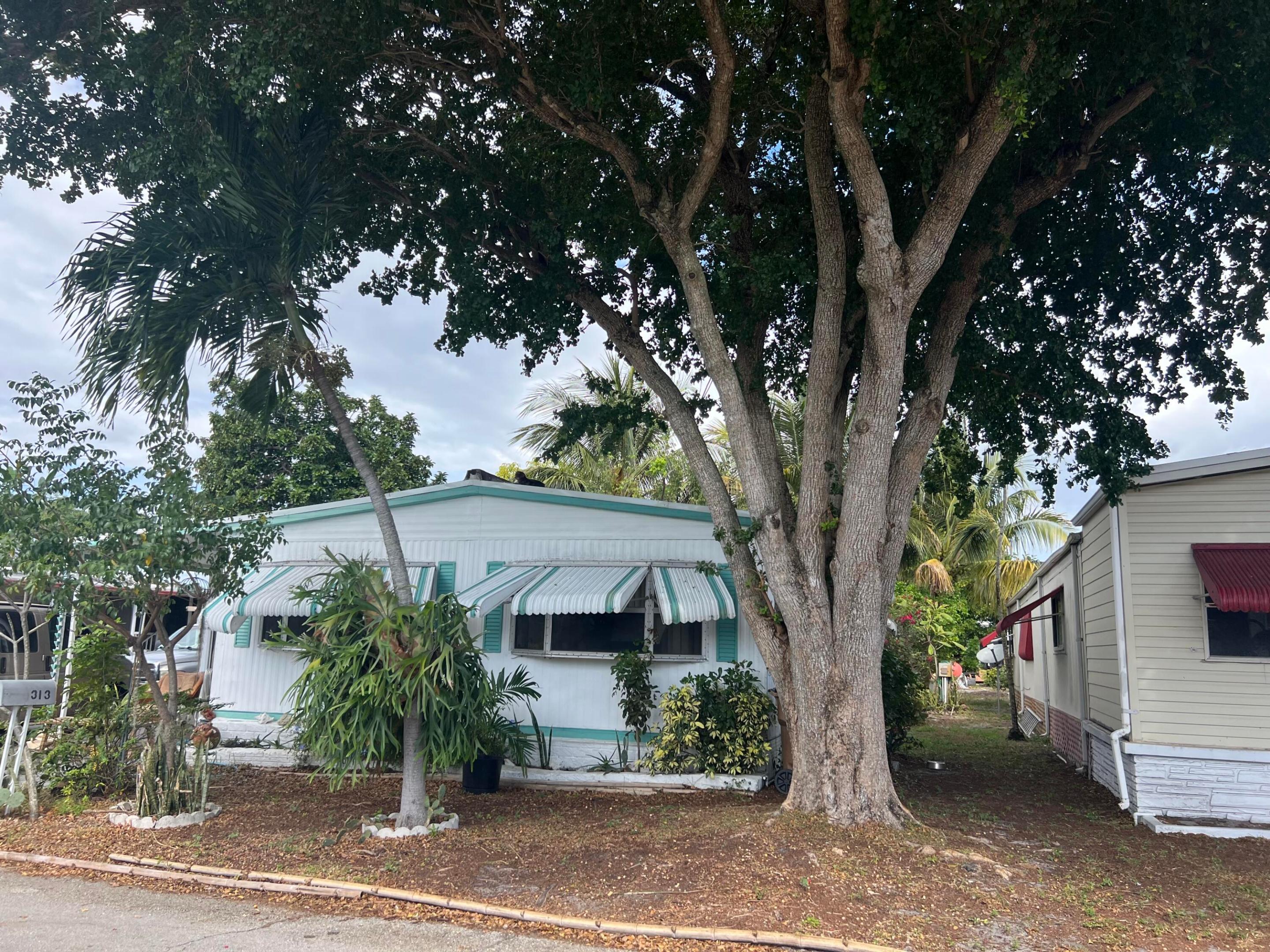 313 NW 48th Court — photo