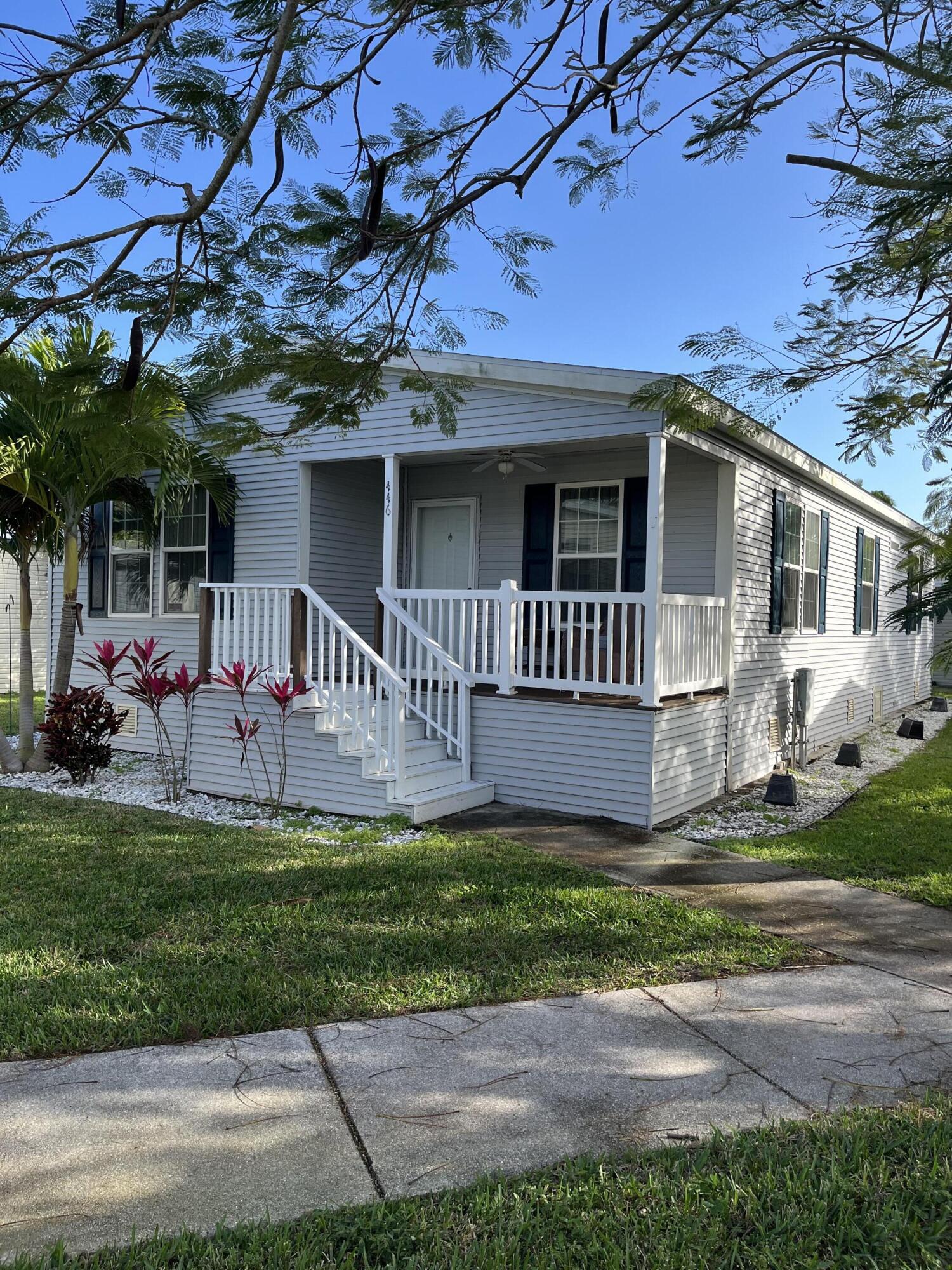 2555 Pga Boulevard 446 — photo