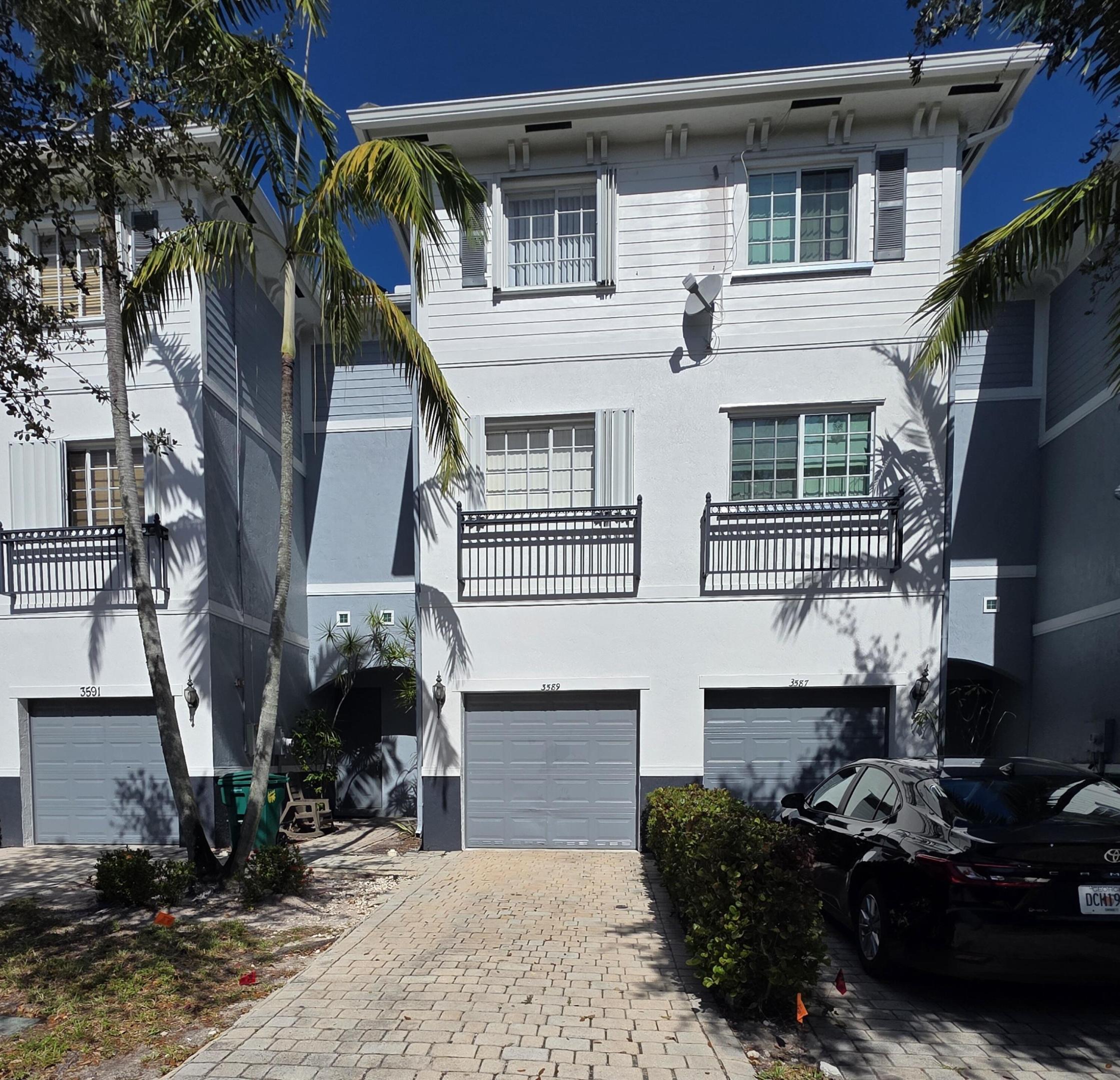 3589 NW 14th Court S 3589 — photo