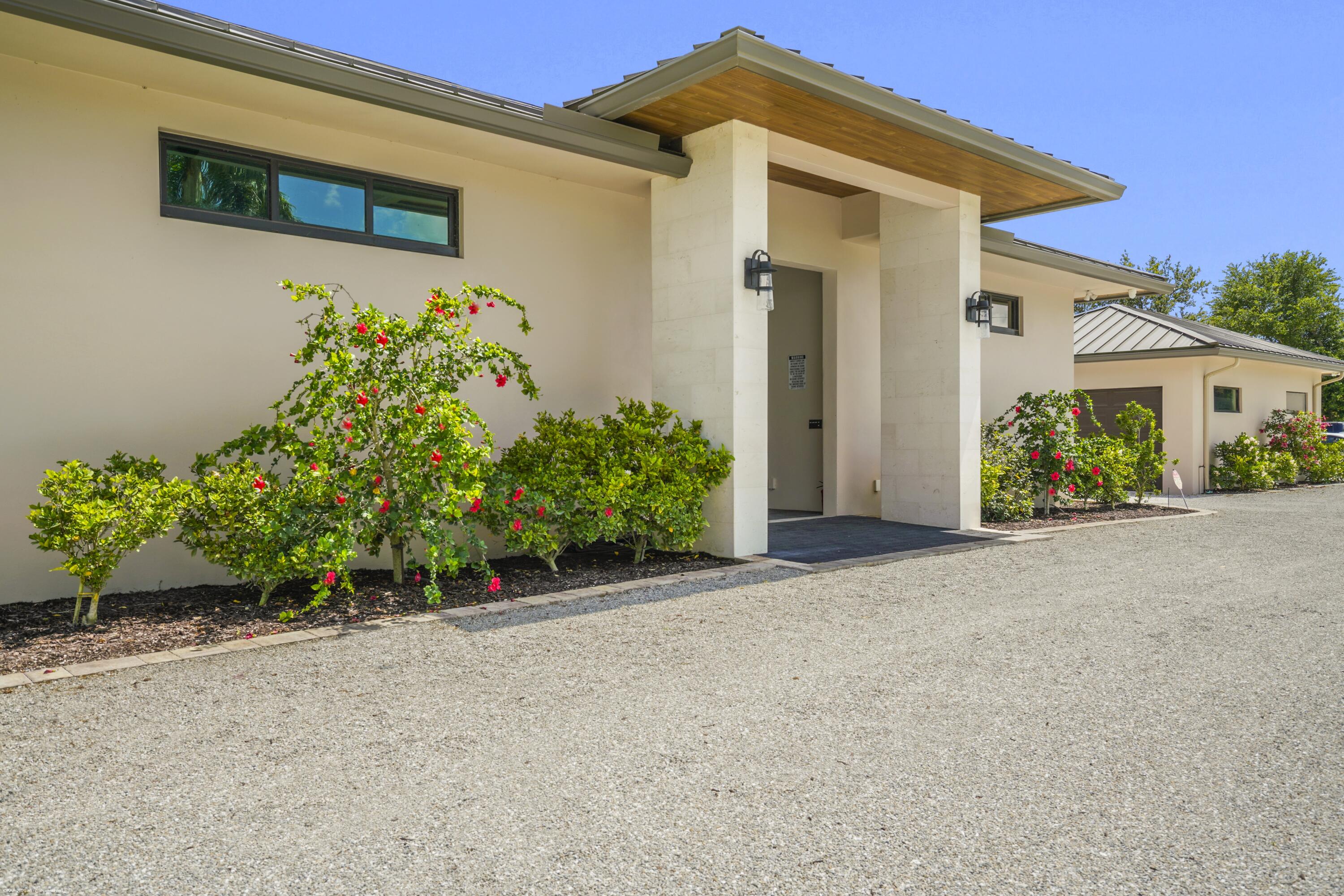 16219 Hollow Tree Lane — photo