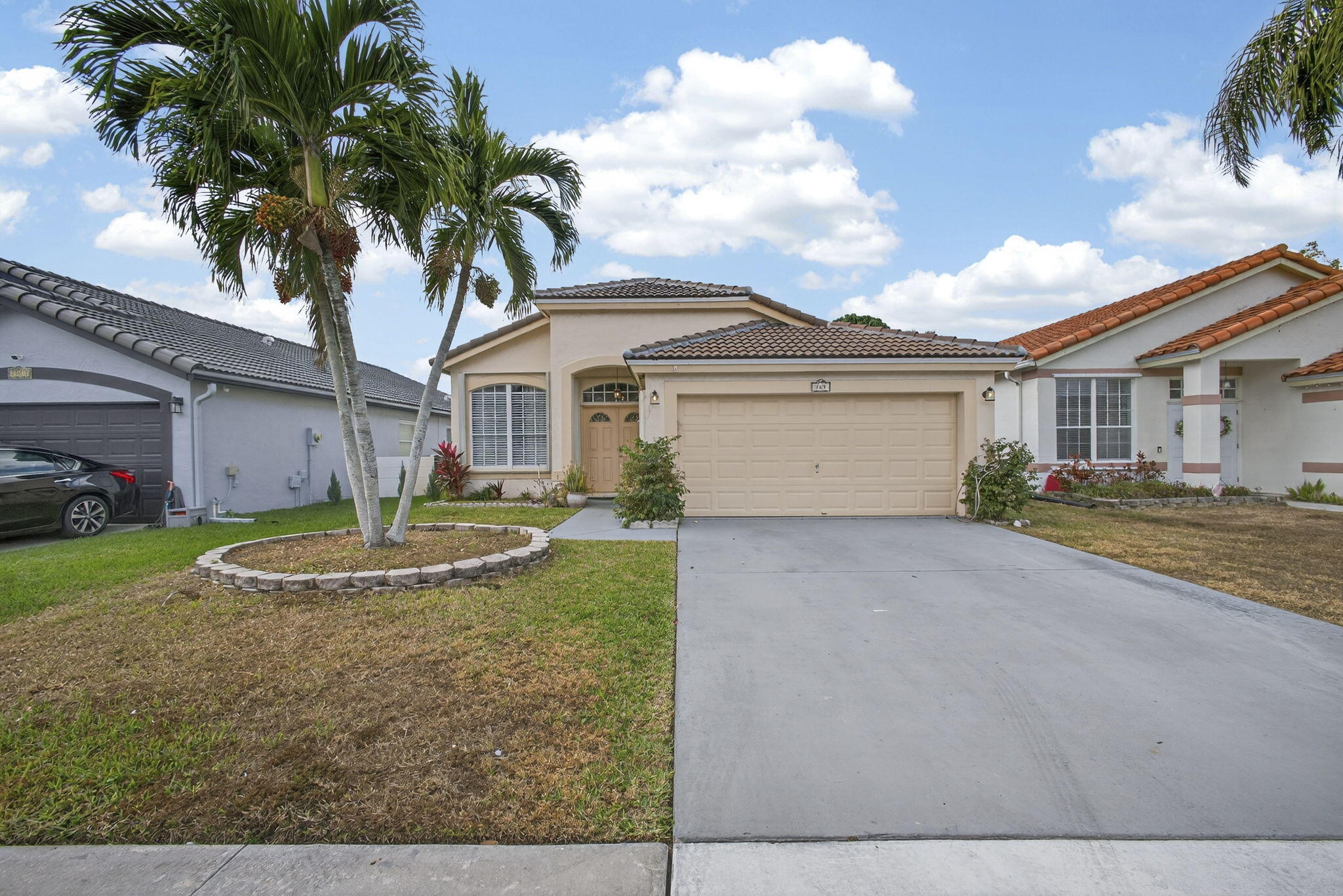 765 Lake Wellington Drive — photo
