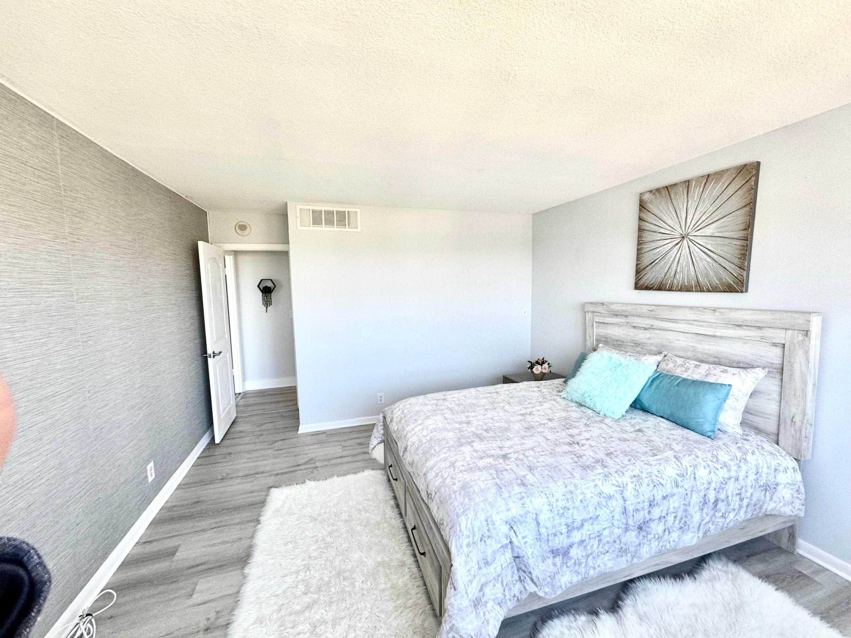 340 Sunset Drive 1506 — photo