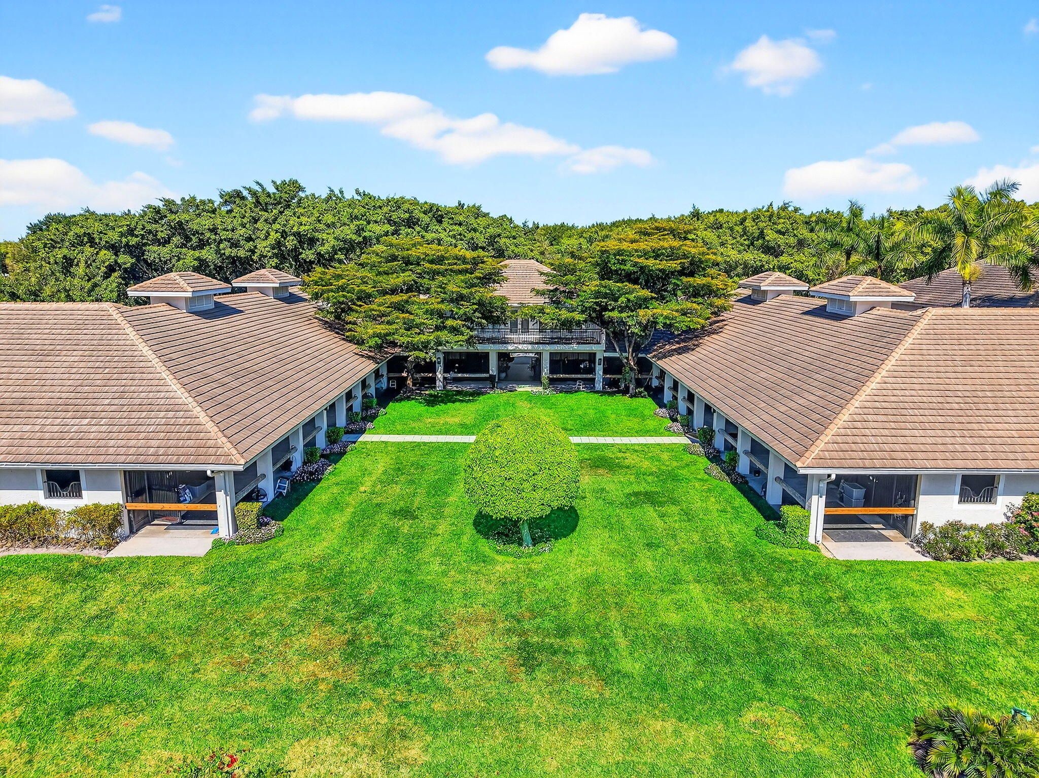 3405 Olde Hampton Drive — photo