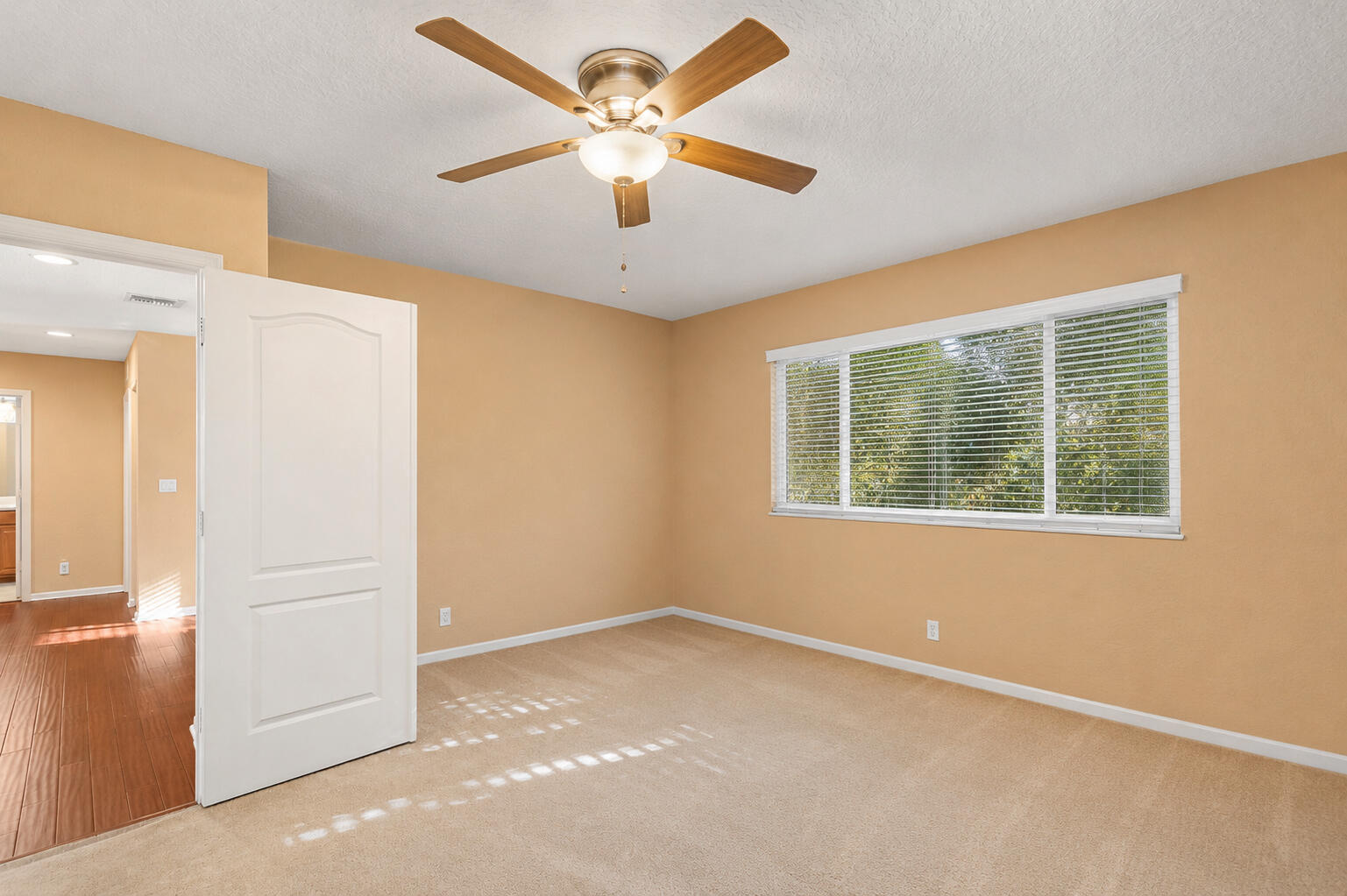5962 SW Bald Eagle Drive — photo