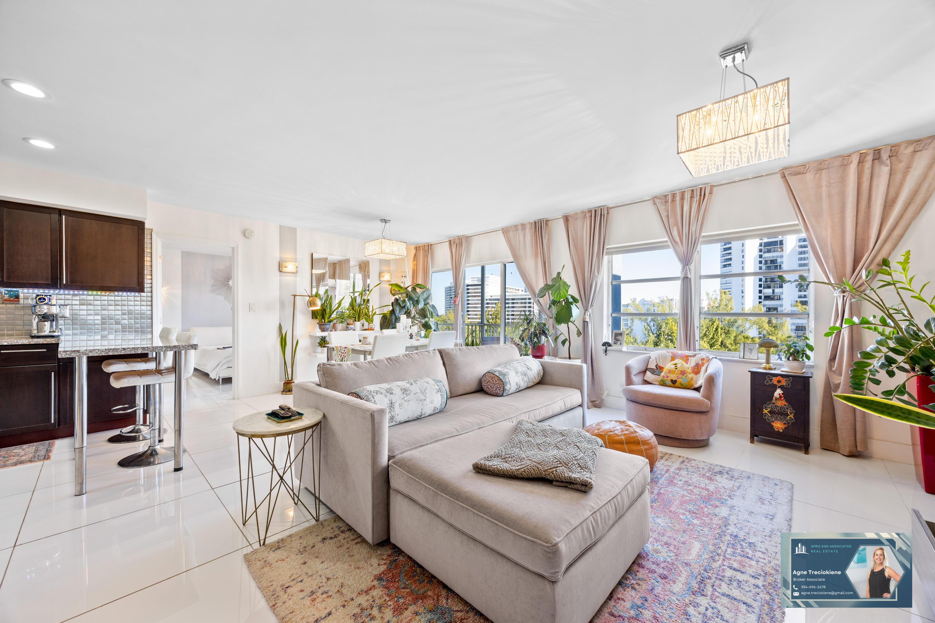 300 Diplomat Parkway Unit 812 — photo