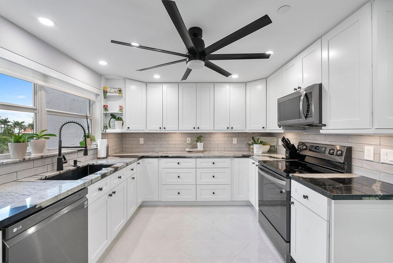 3300 S Ocean Boulevard 317-C — photo