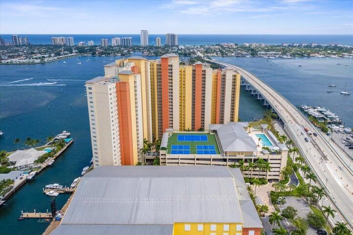 2650 Lake Shore Drive 1004 — photo