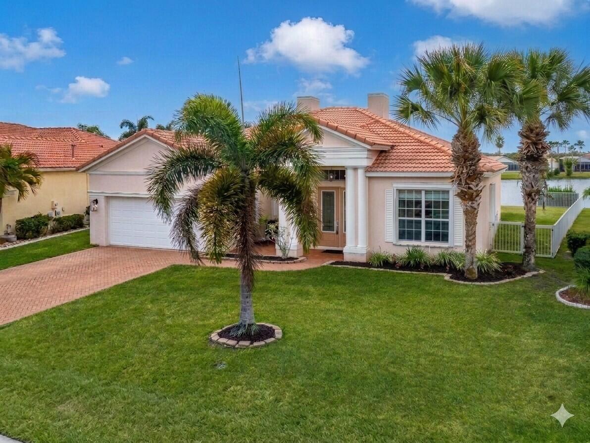 625 SW Long Key Court — photo