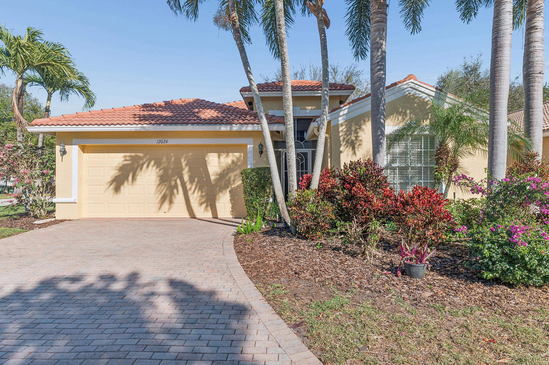 12024 Roma Road — photo