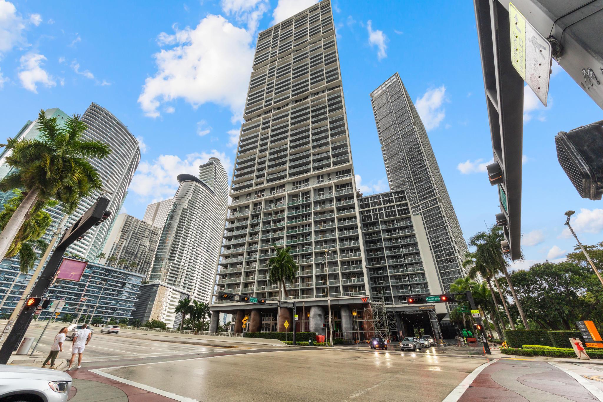 485 Brickell Avenue 2506 — photo
