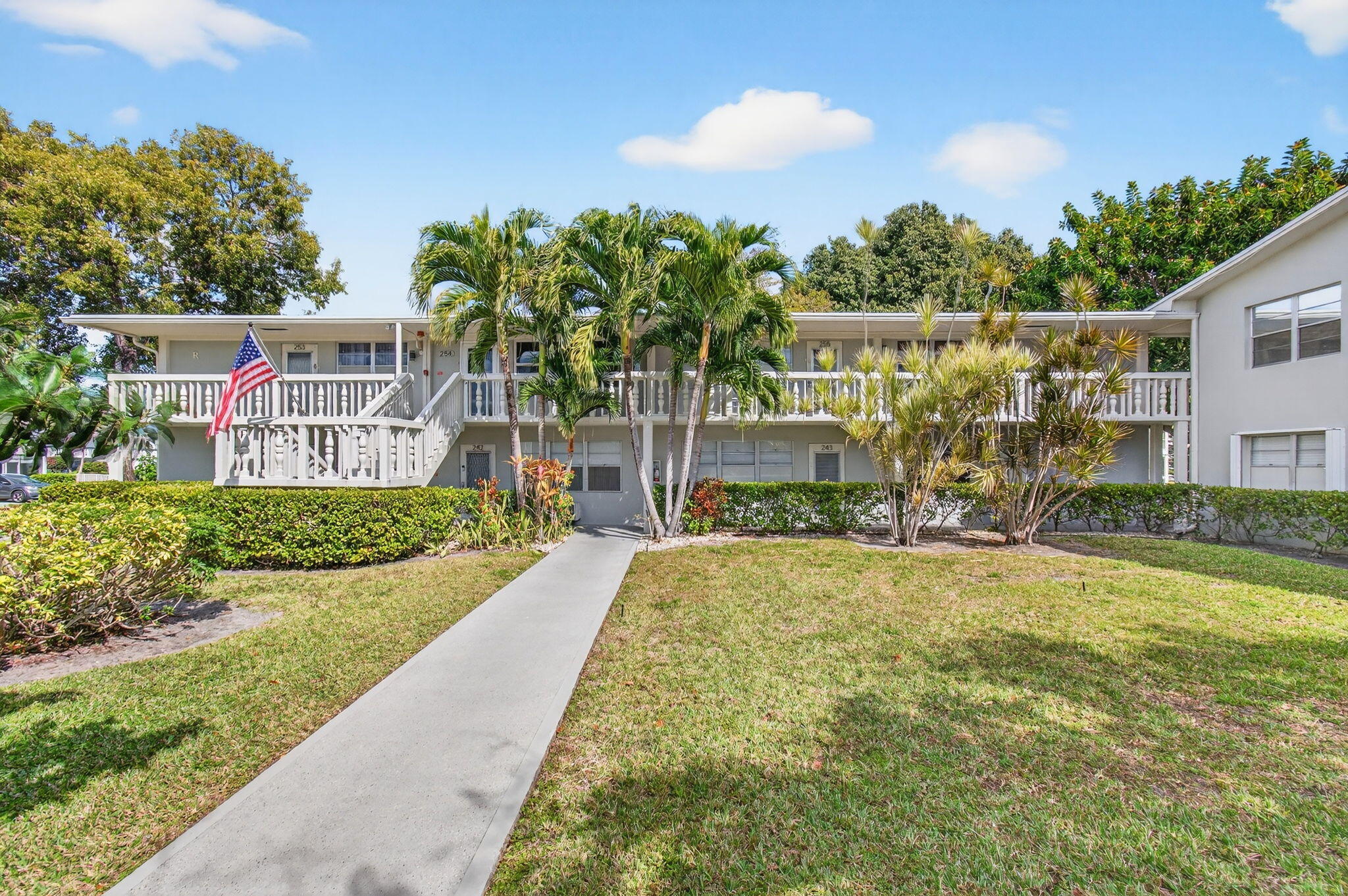 247 Ventnor R — photo