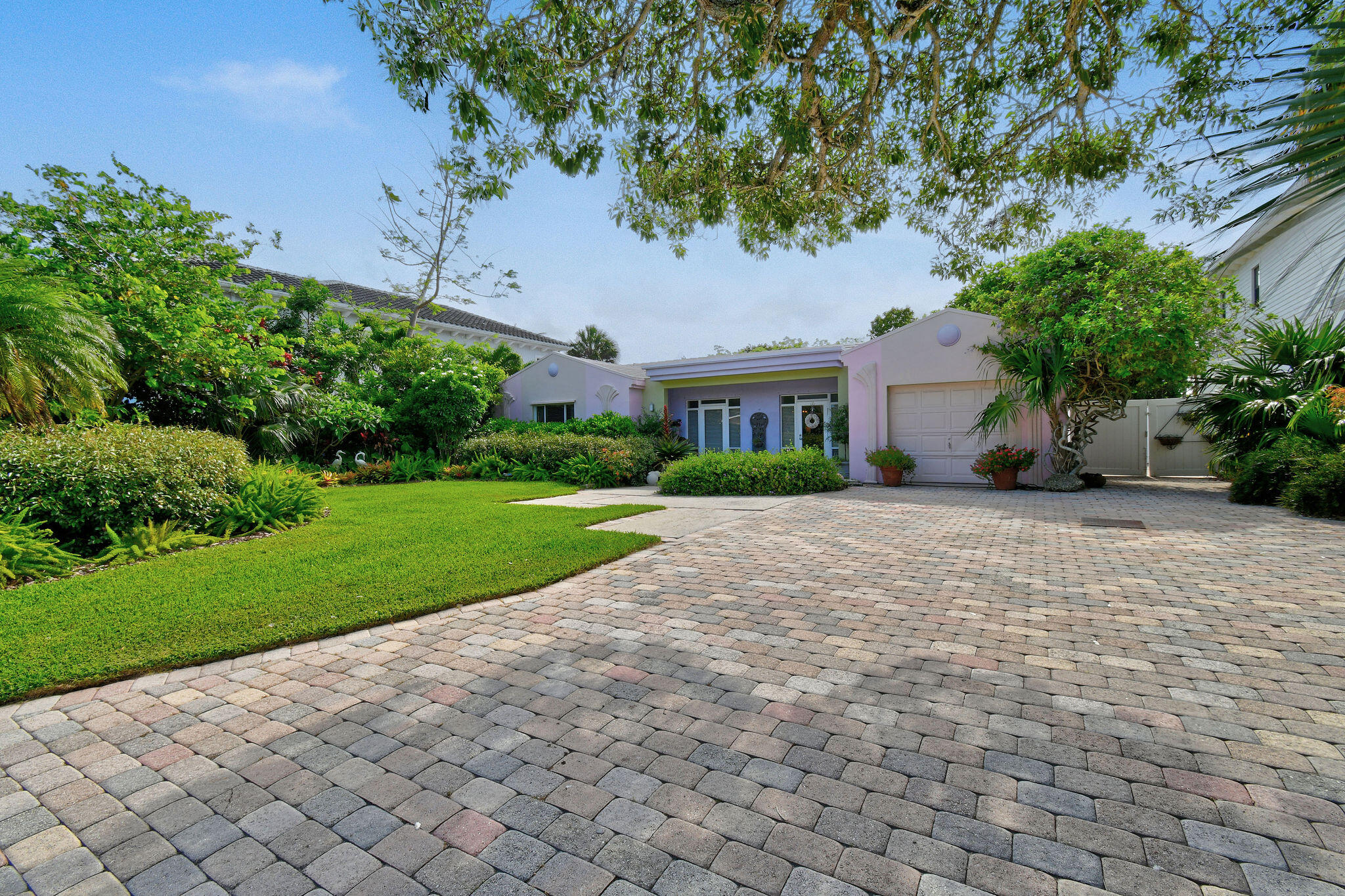 12831 Inshore Drive — photo