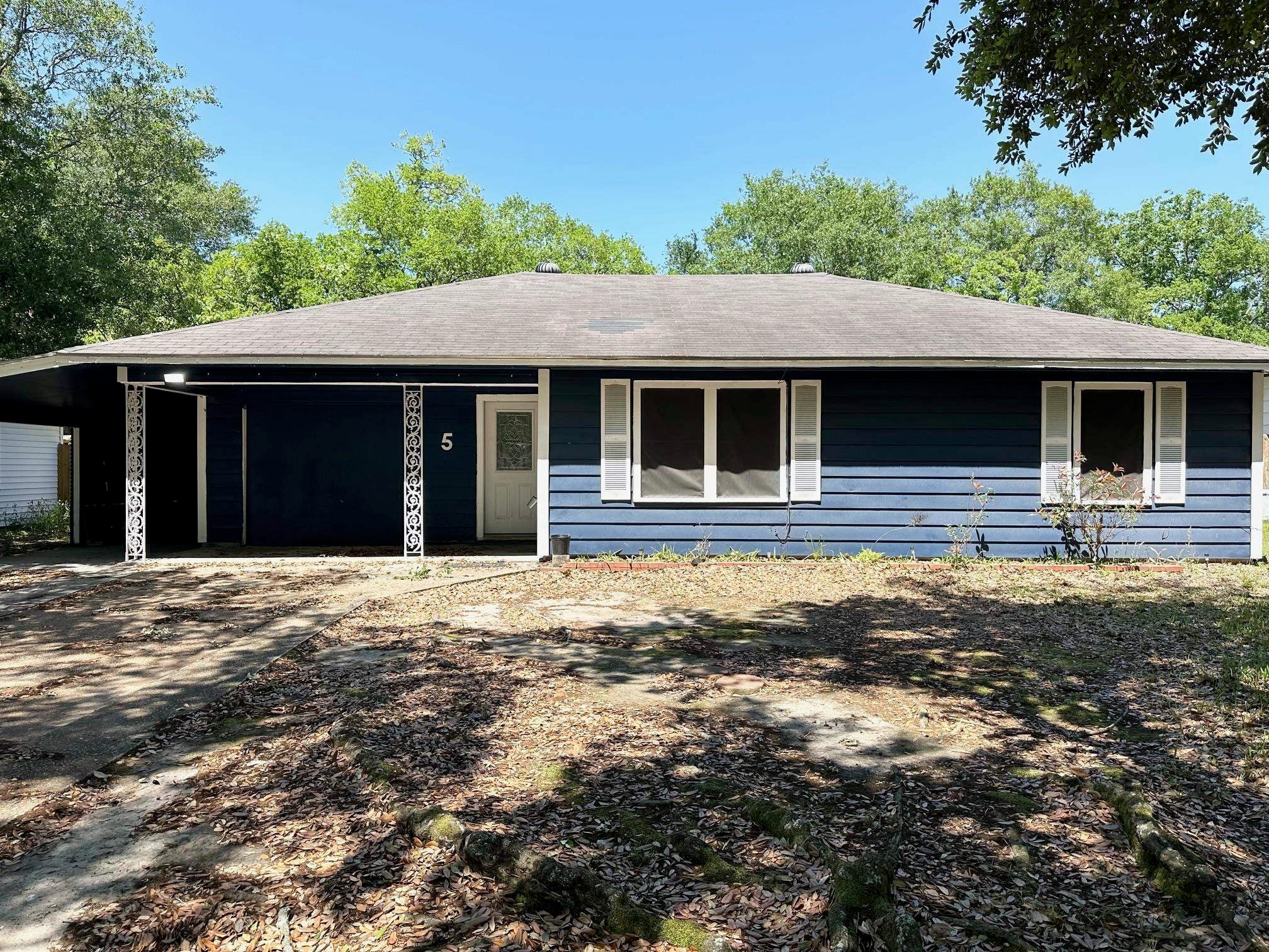 5 Circle P — photo