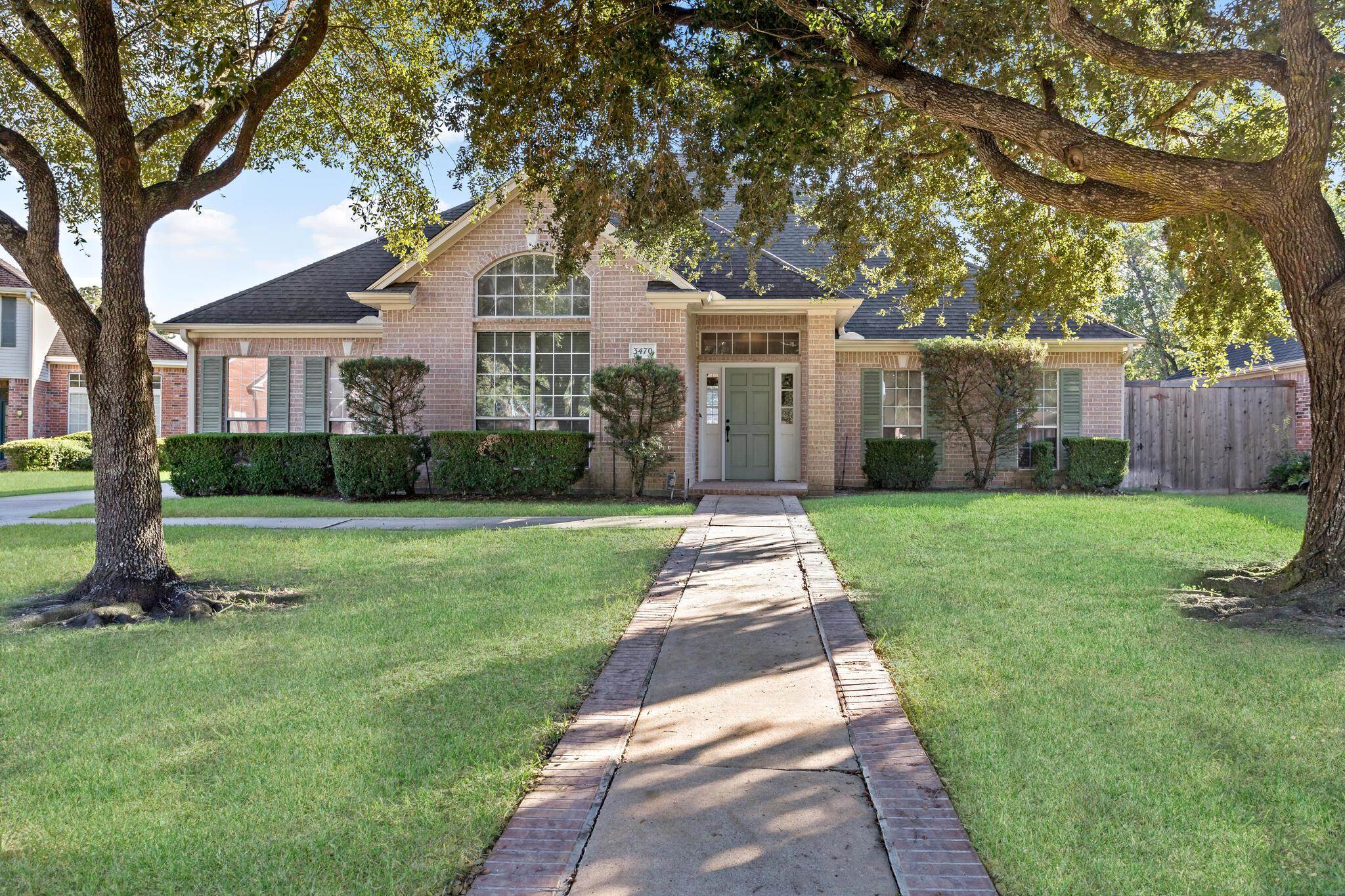3470 Briar Way Dr. — photo