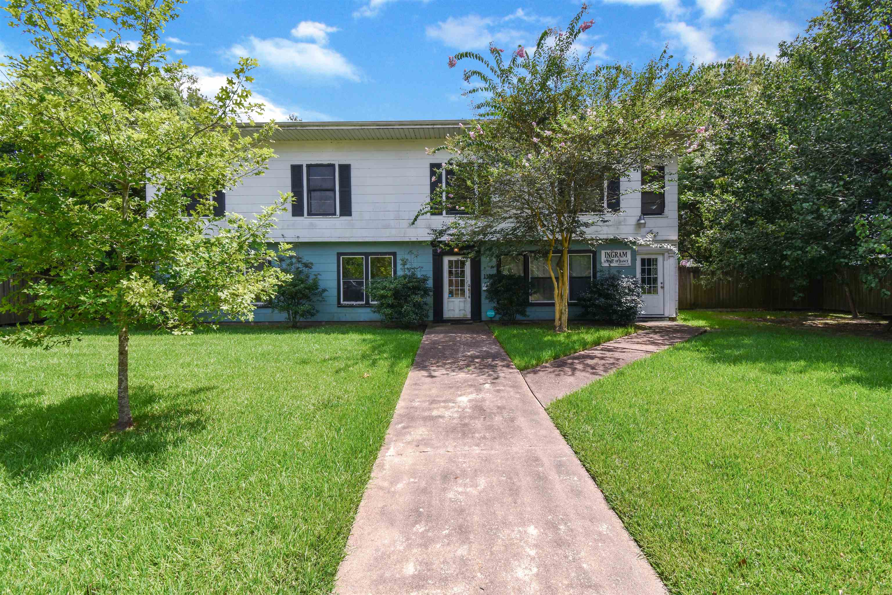 1307 W Cypress — photo